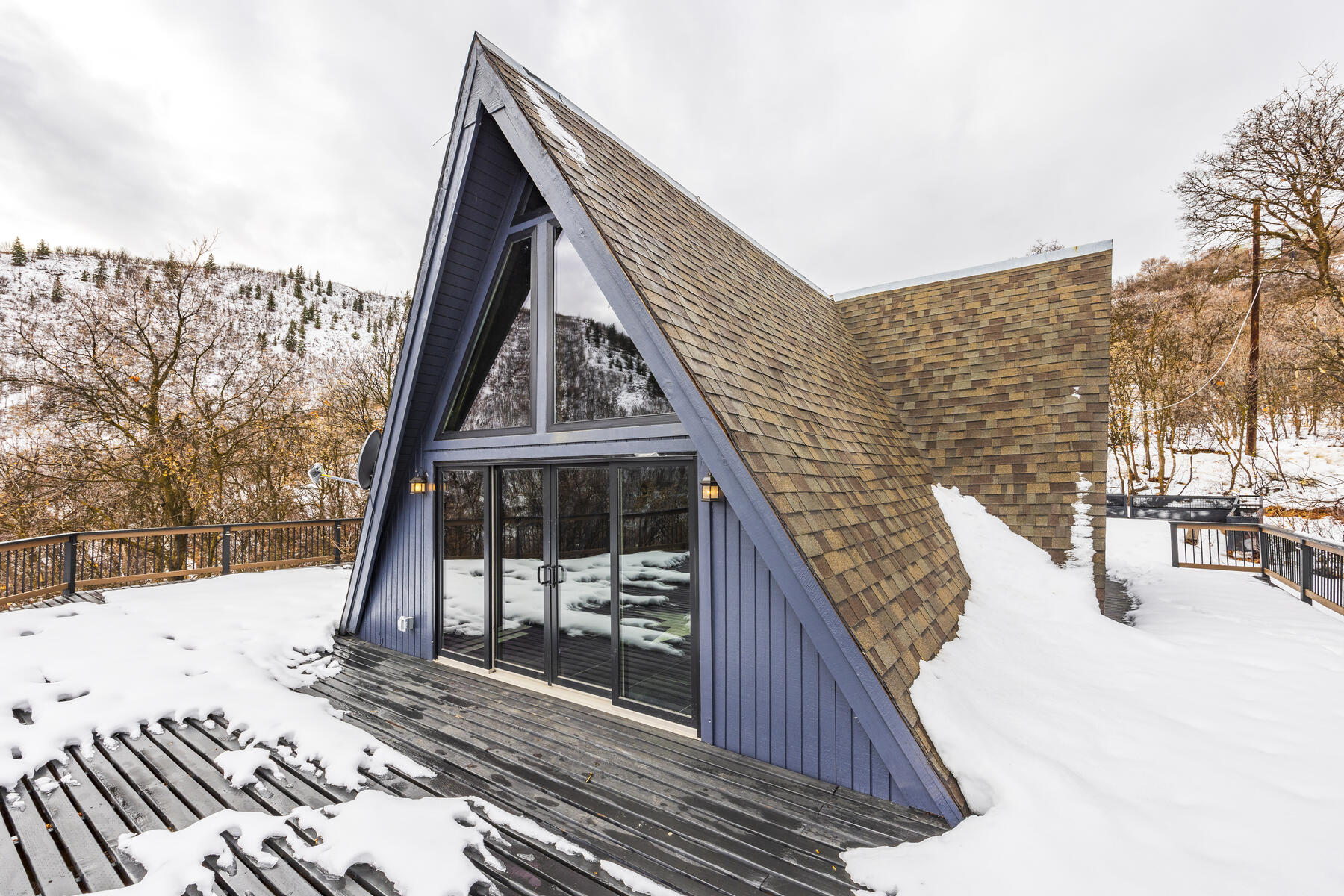 1734 W Upper Canyon Dr 