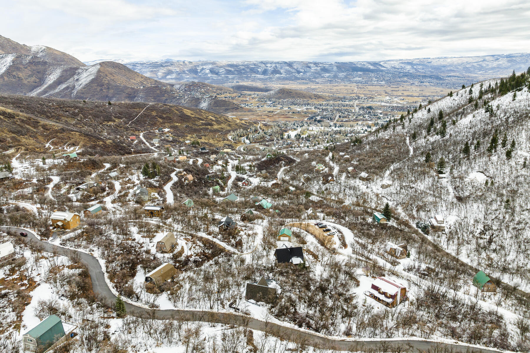 1734 W Upper Canyon Dr 