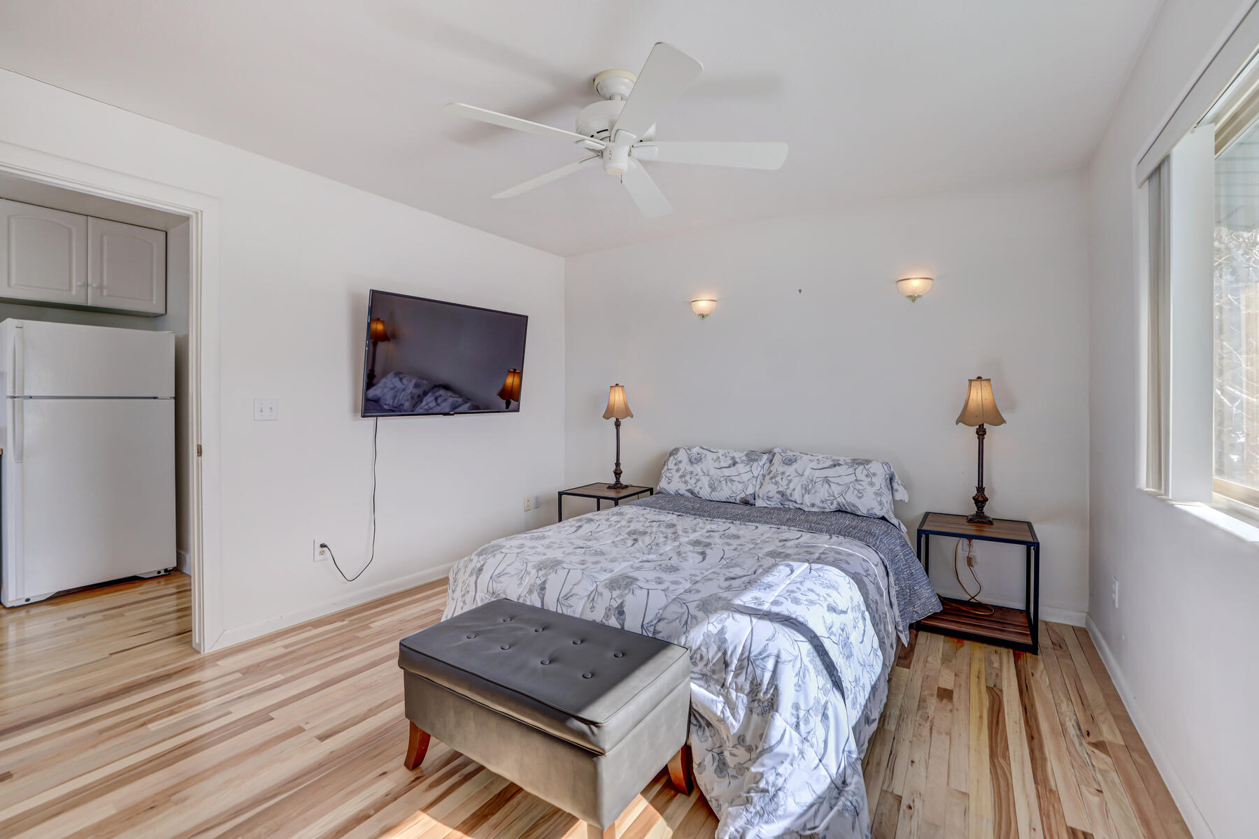 1115 E Cedar Highlands Dr 