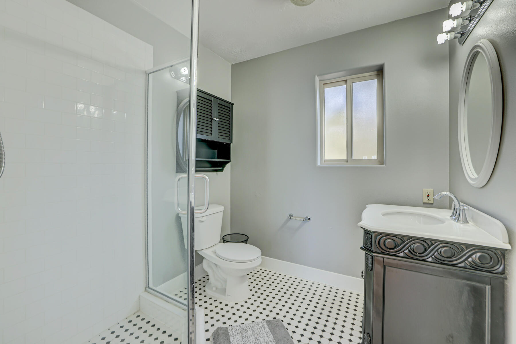 1115 E Cedar Highlands Dr 