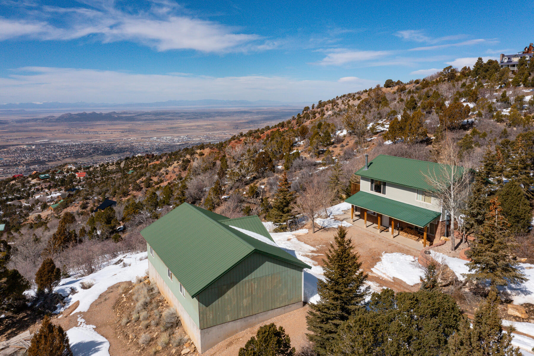 1115 E Cedar Highlands Dr 