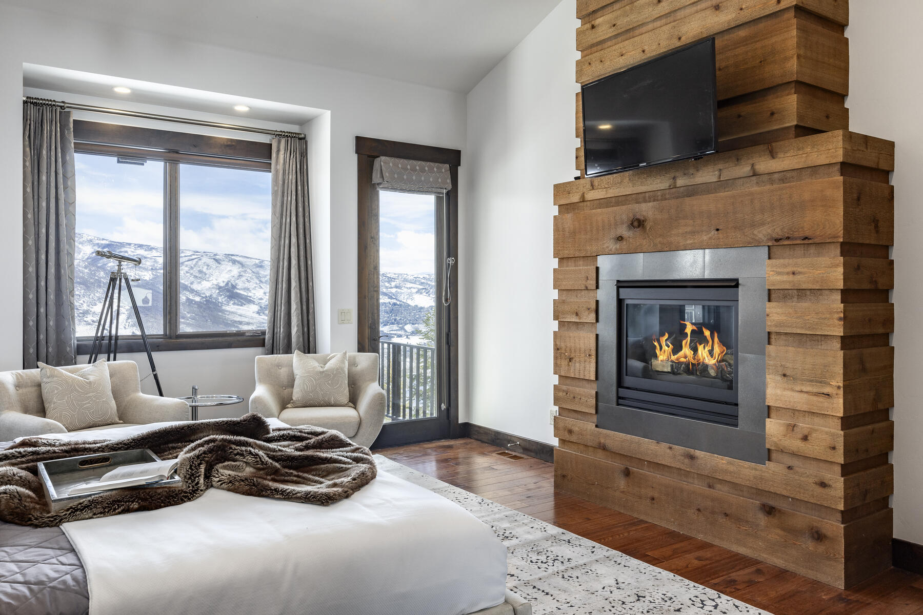 4213 W Moose Hollow Rd