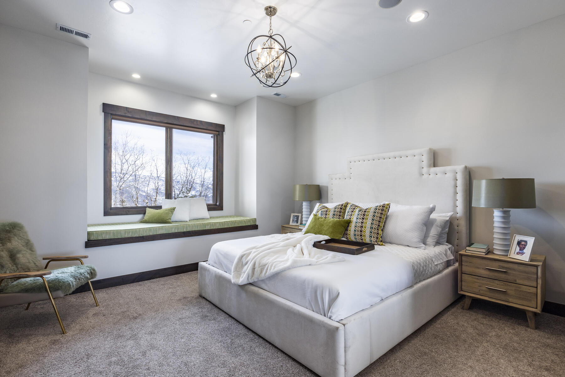 4213 W Moose Hollow Rd