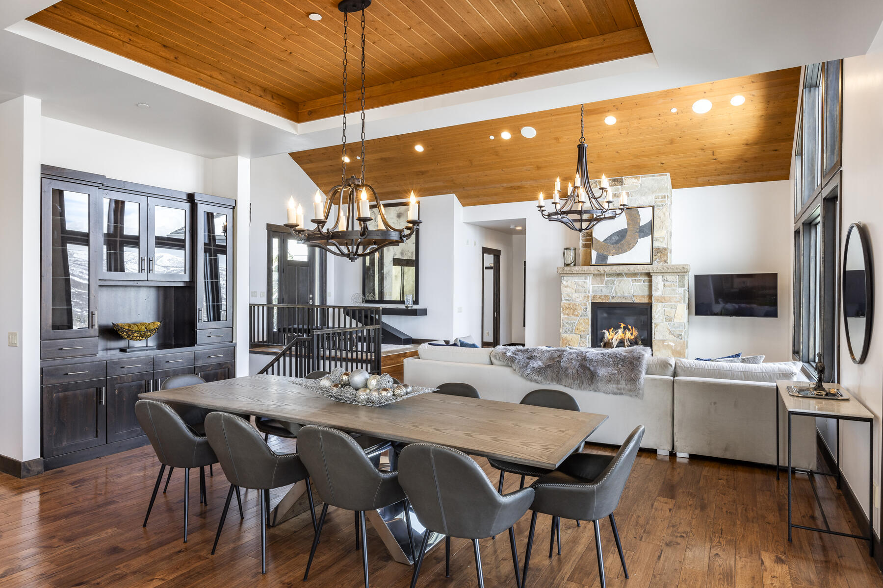 4213 W Moose Hollow Rd