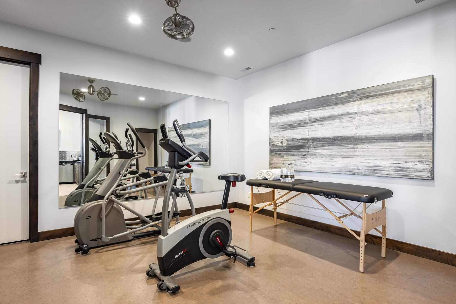 4213 W Moose Hollow Rd