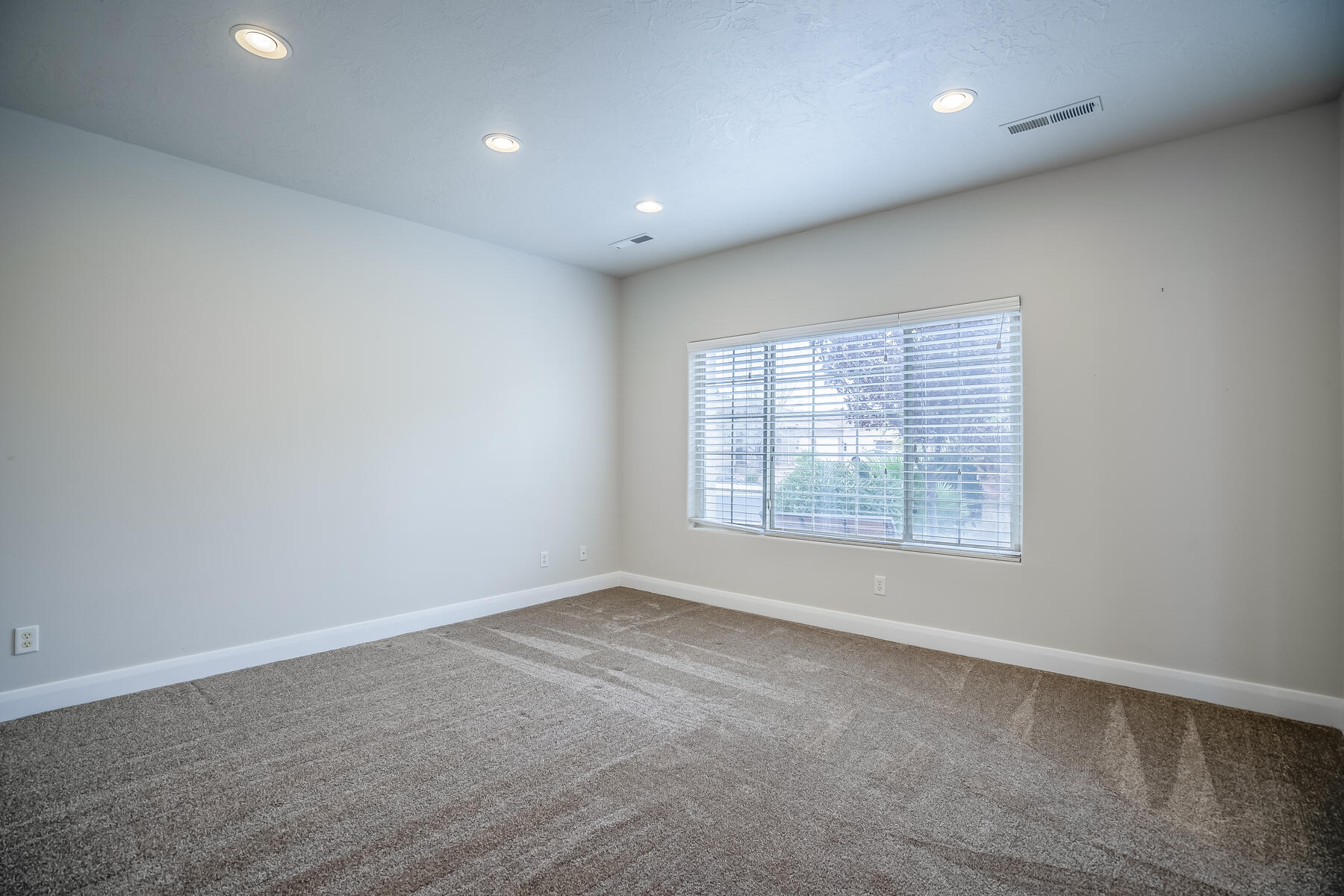 163 South 480 East