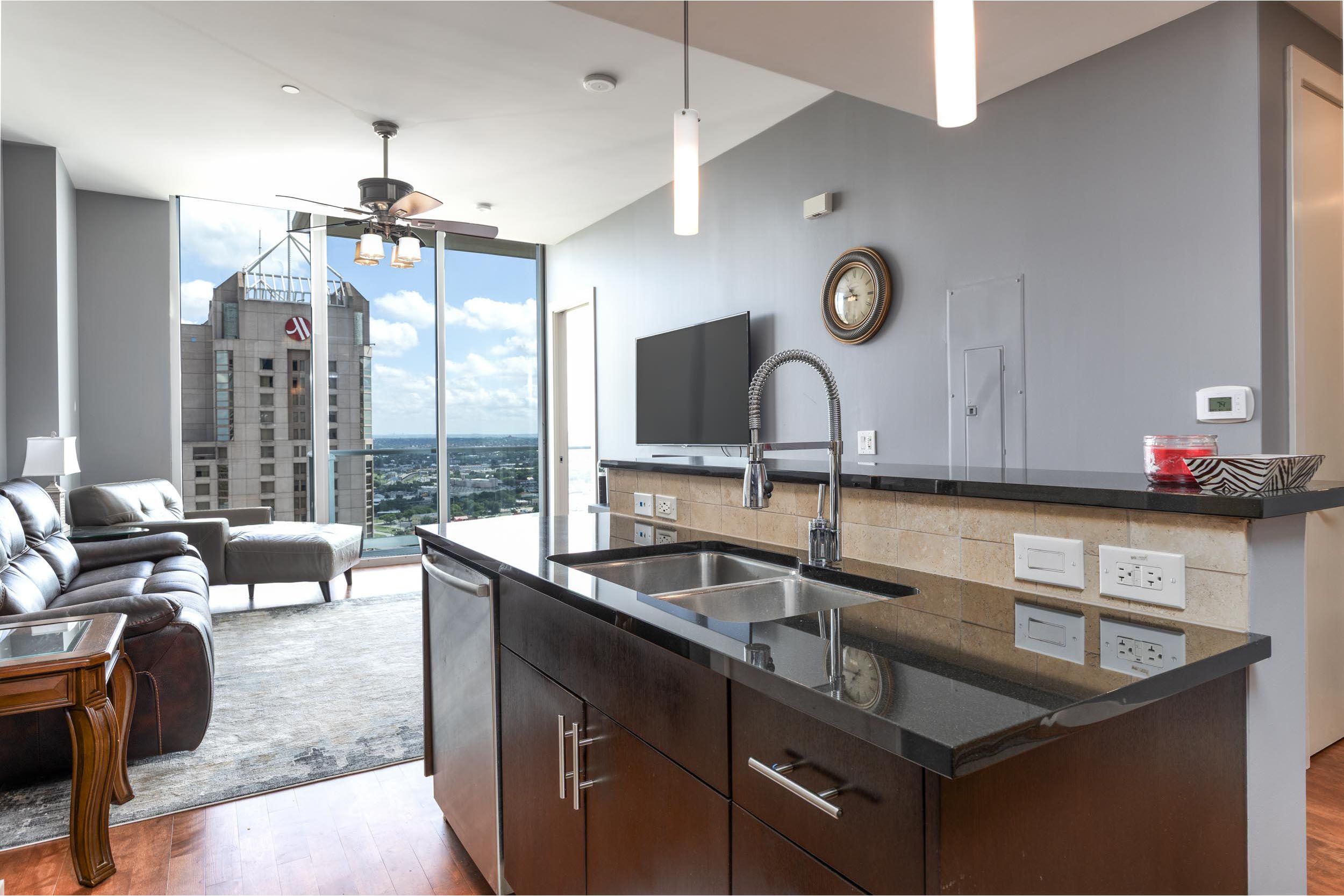 610 East Market Street # 2904