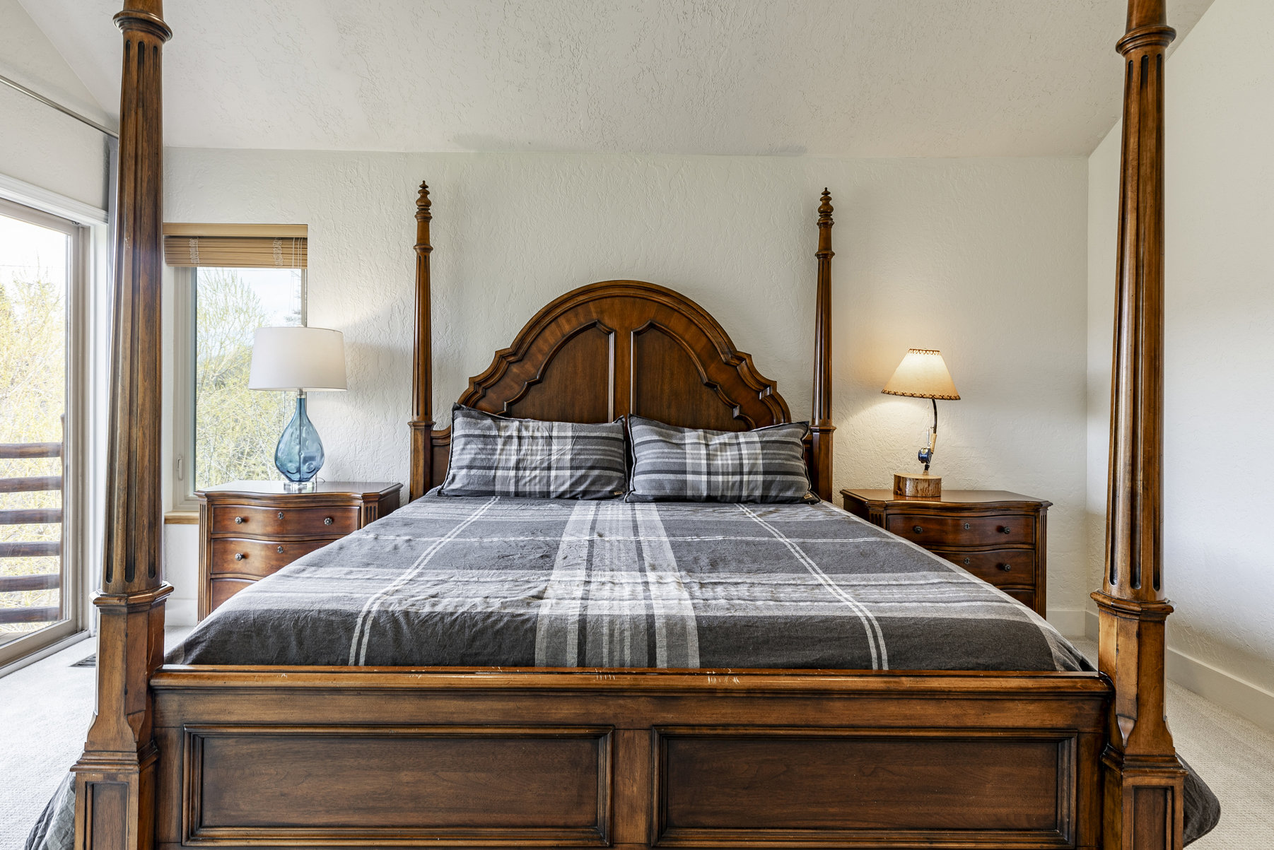 4284 W Hidden Cove Road 