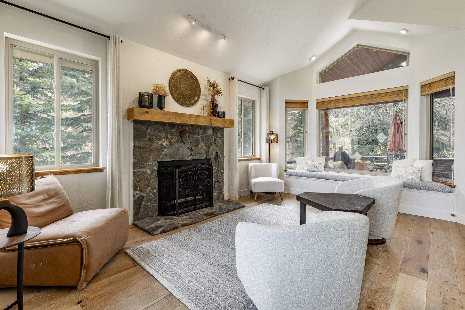 4284 W Hidden Cove Road 