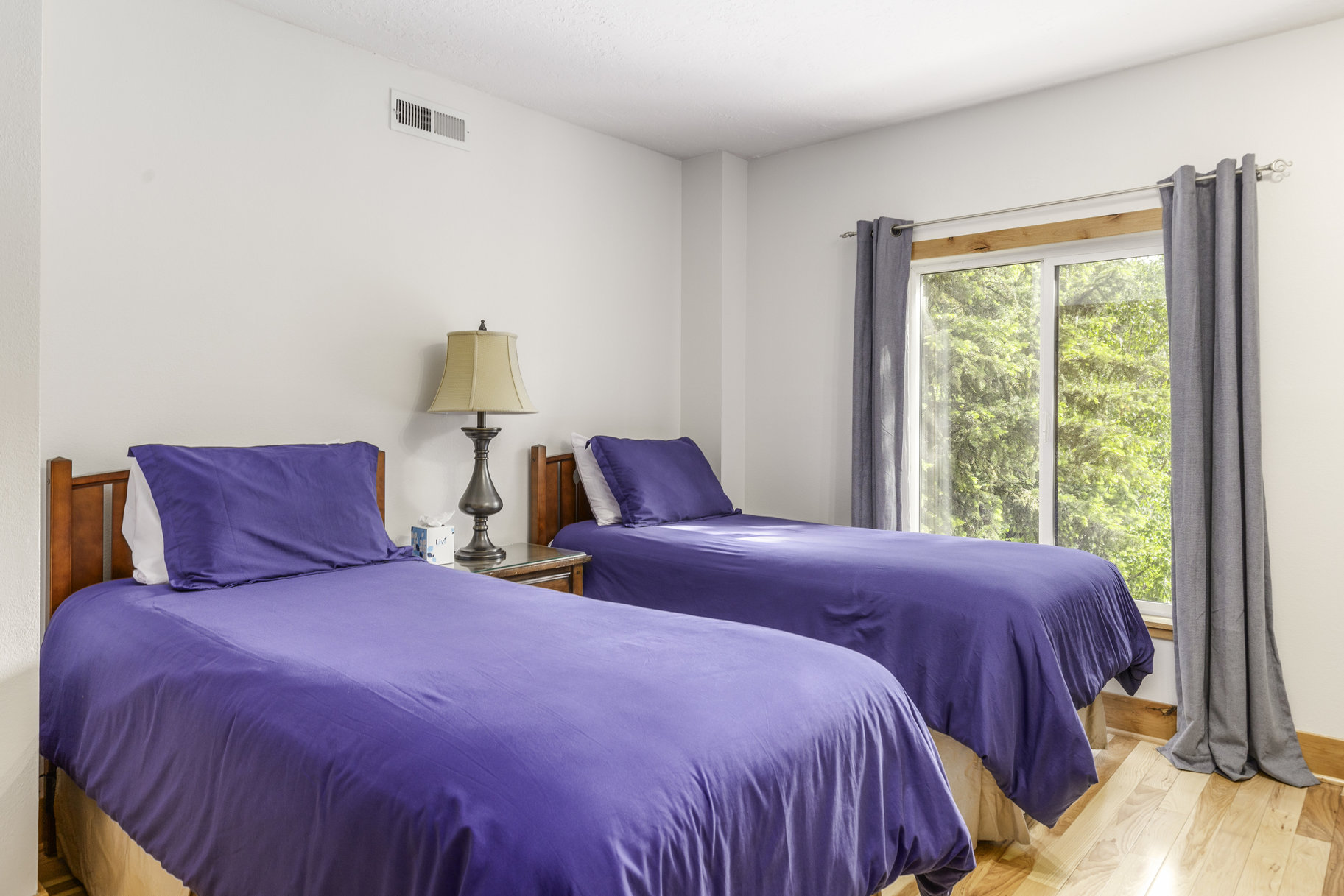 950 Park Ave Unit 136