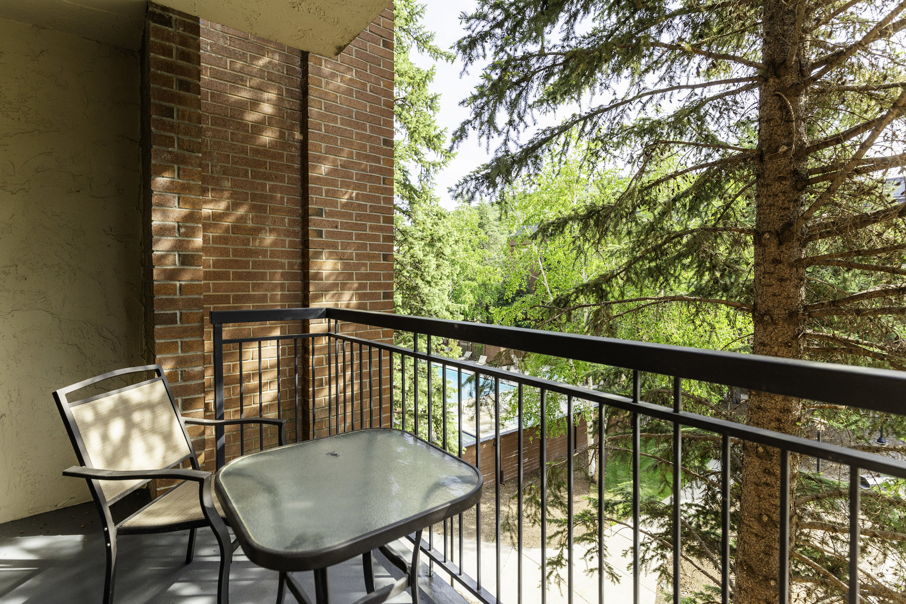 950 Park Ave Unit 136