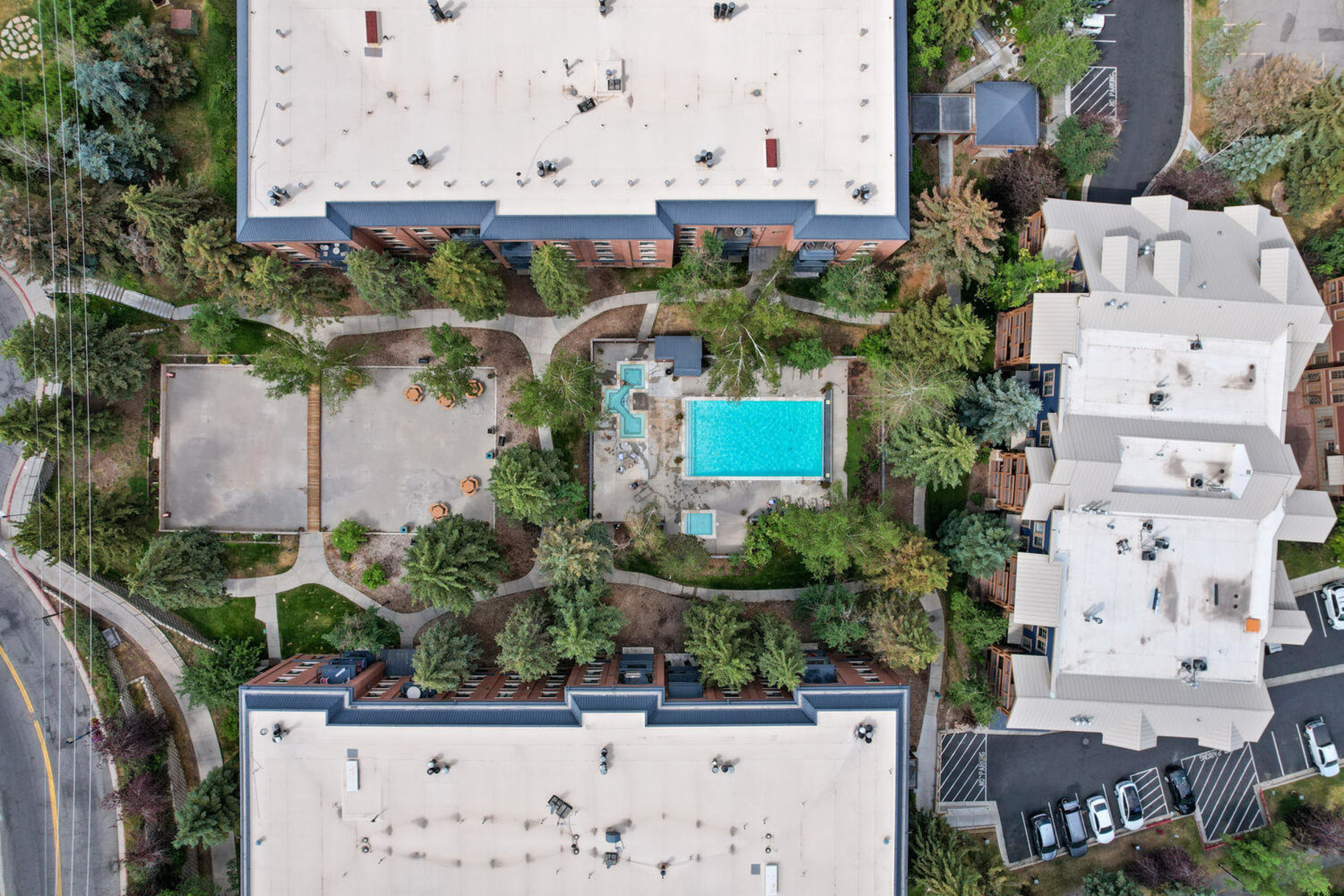 950 Park Ave Unit 136