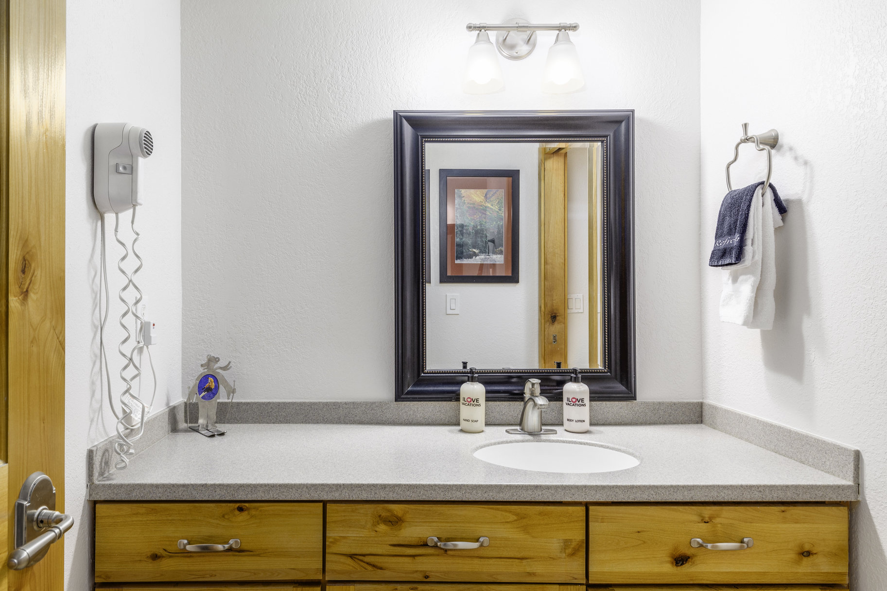 950 Park Ave Unit 136