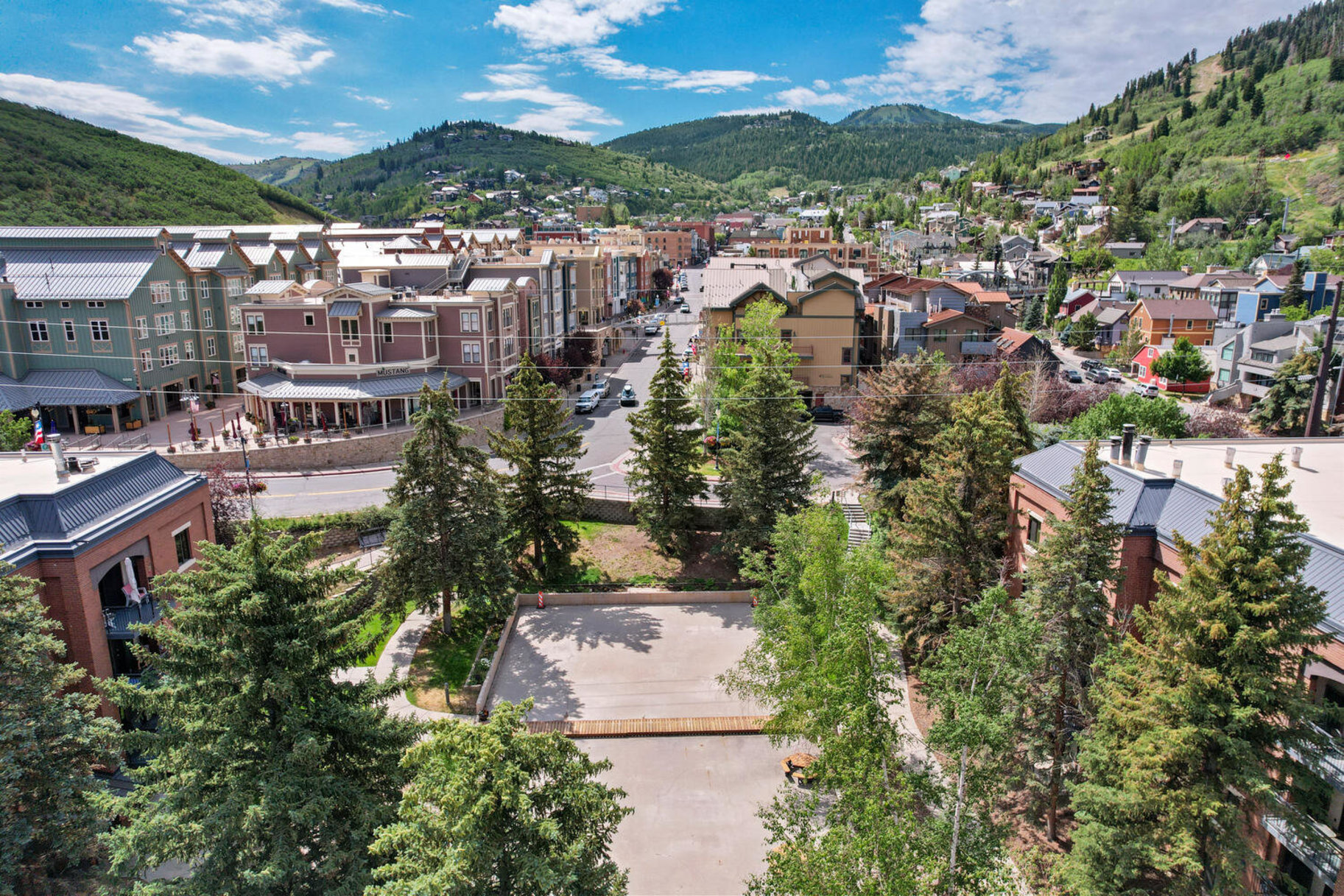 950 Park Ave Unit 136