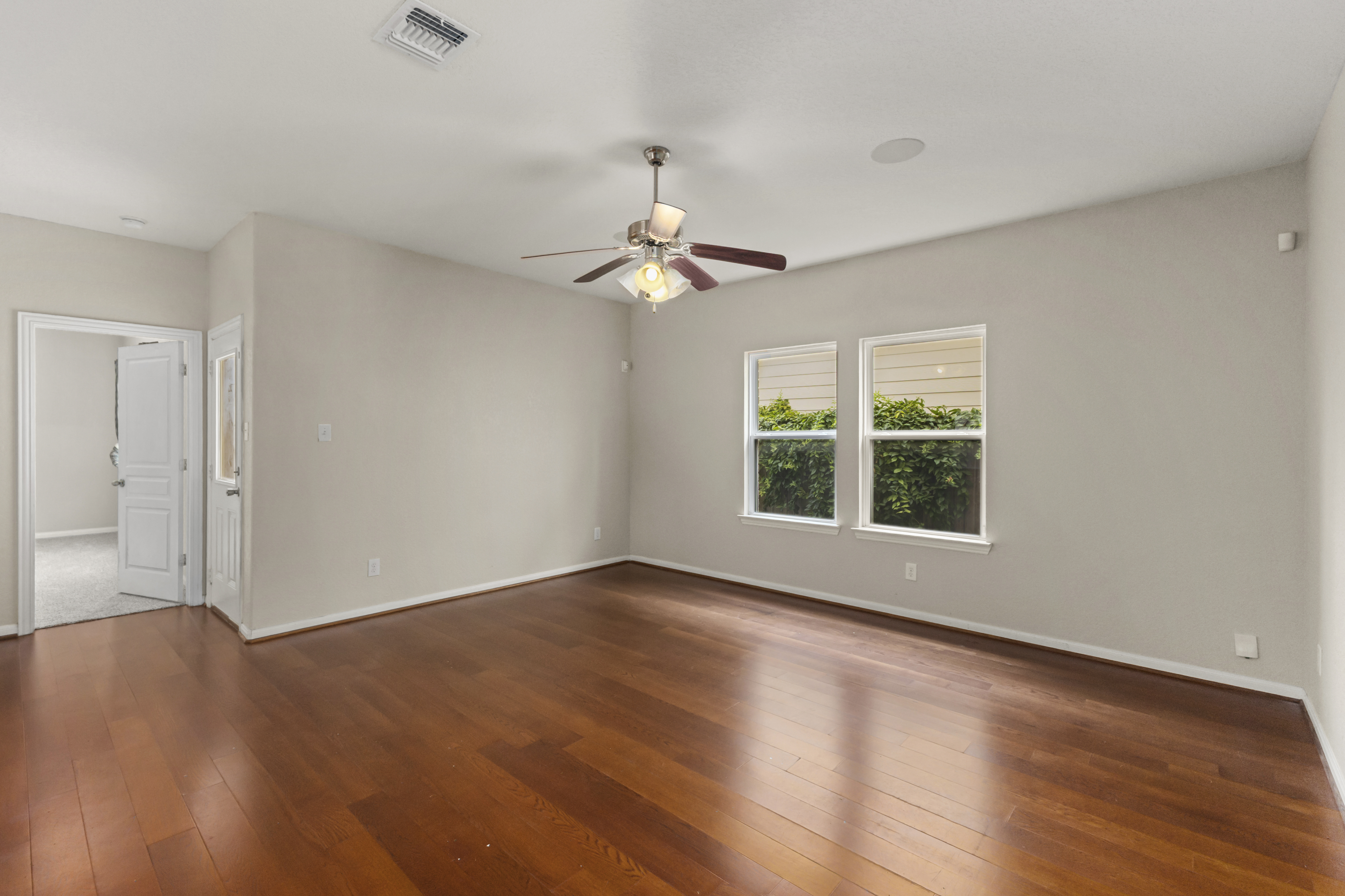 9907 Belmore Cove 