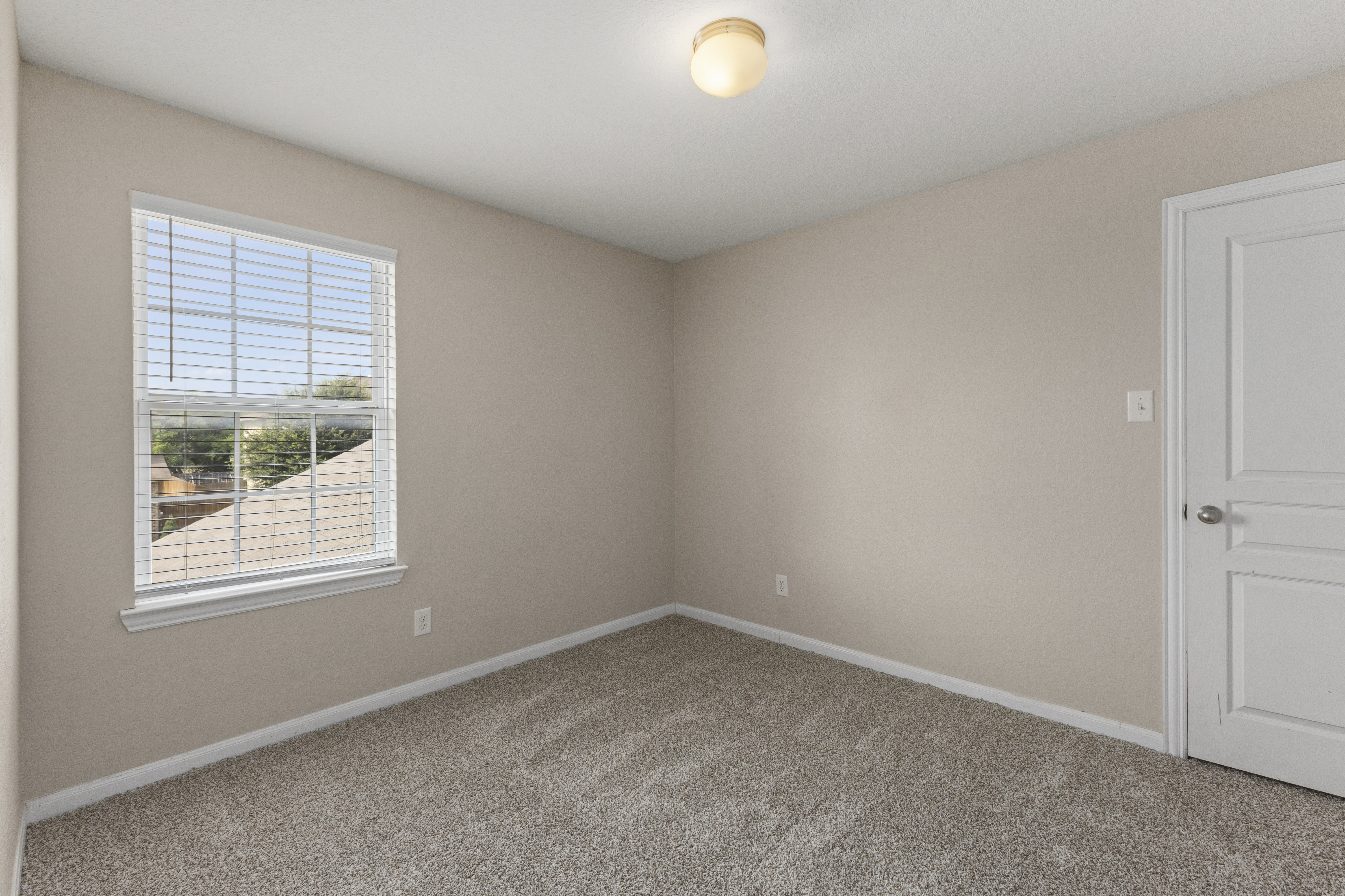 9907 Belmore Cove 