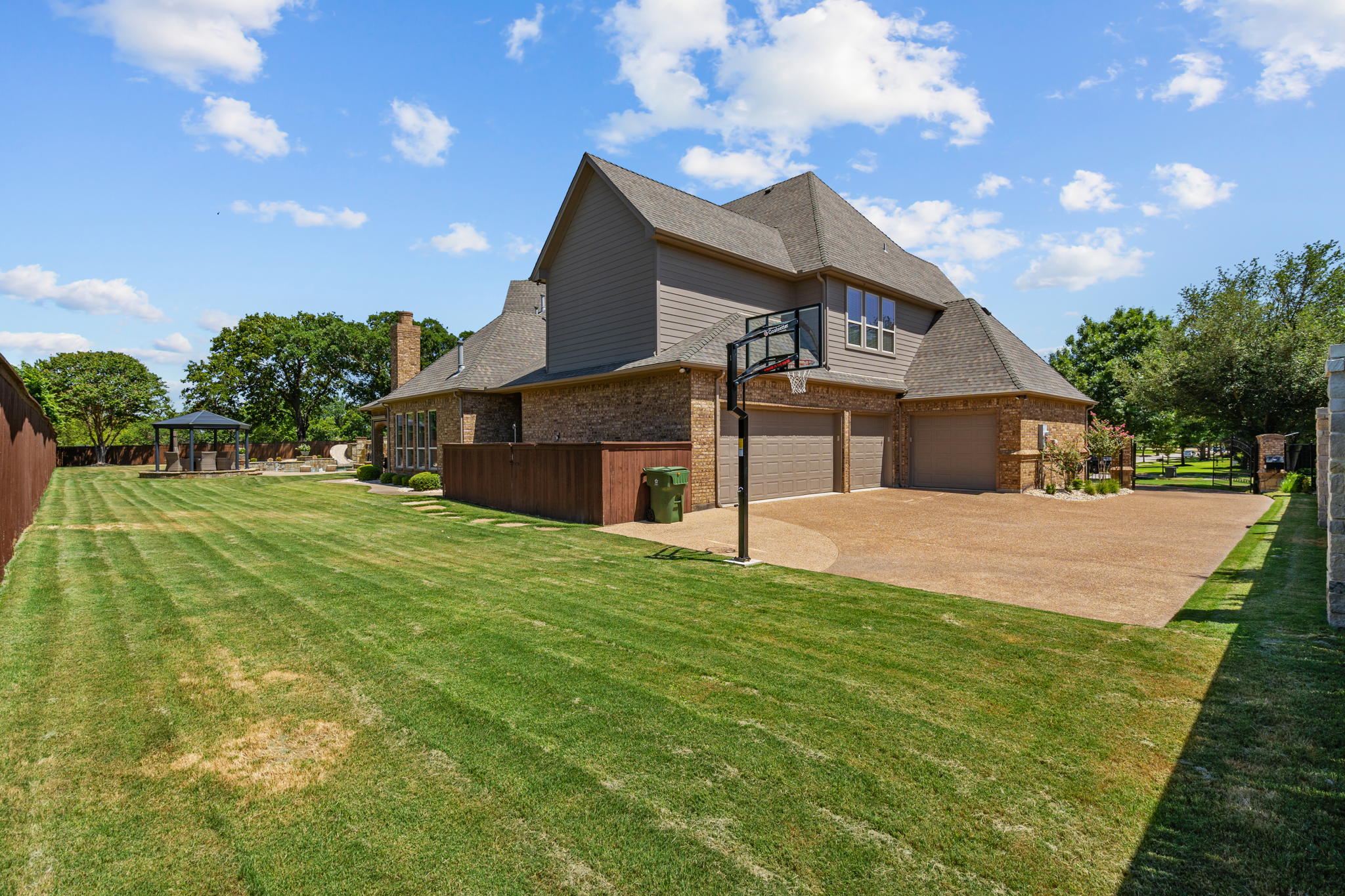 2123 Cheyenne Park Lane