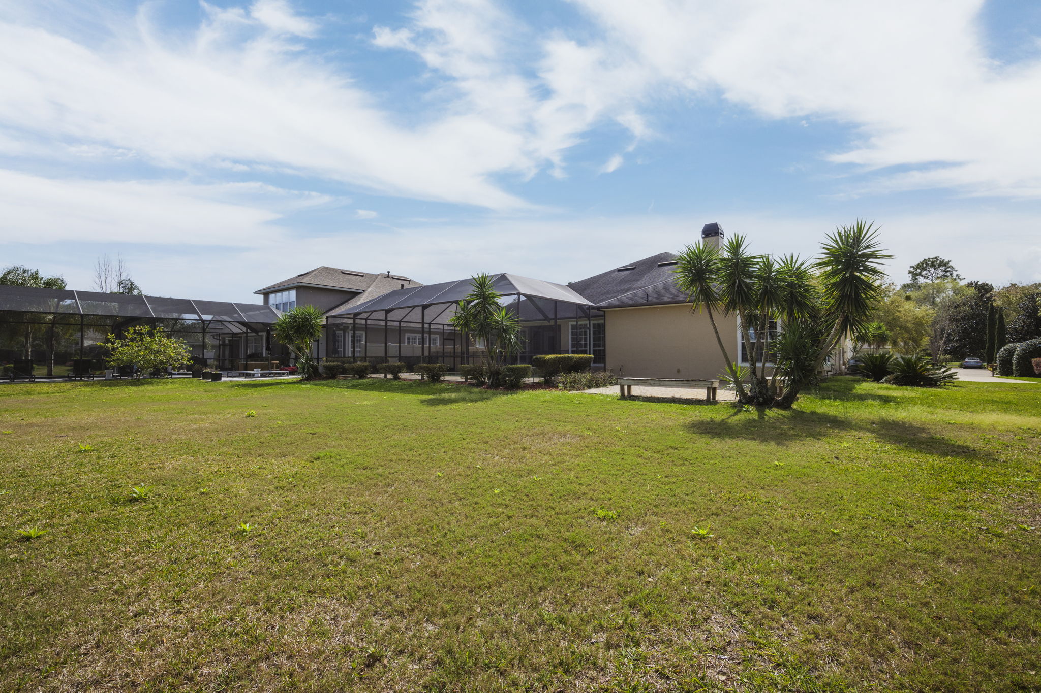 1878 Forest Glen Way 
