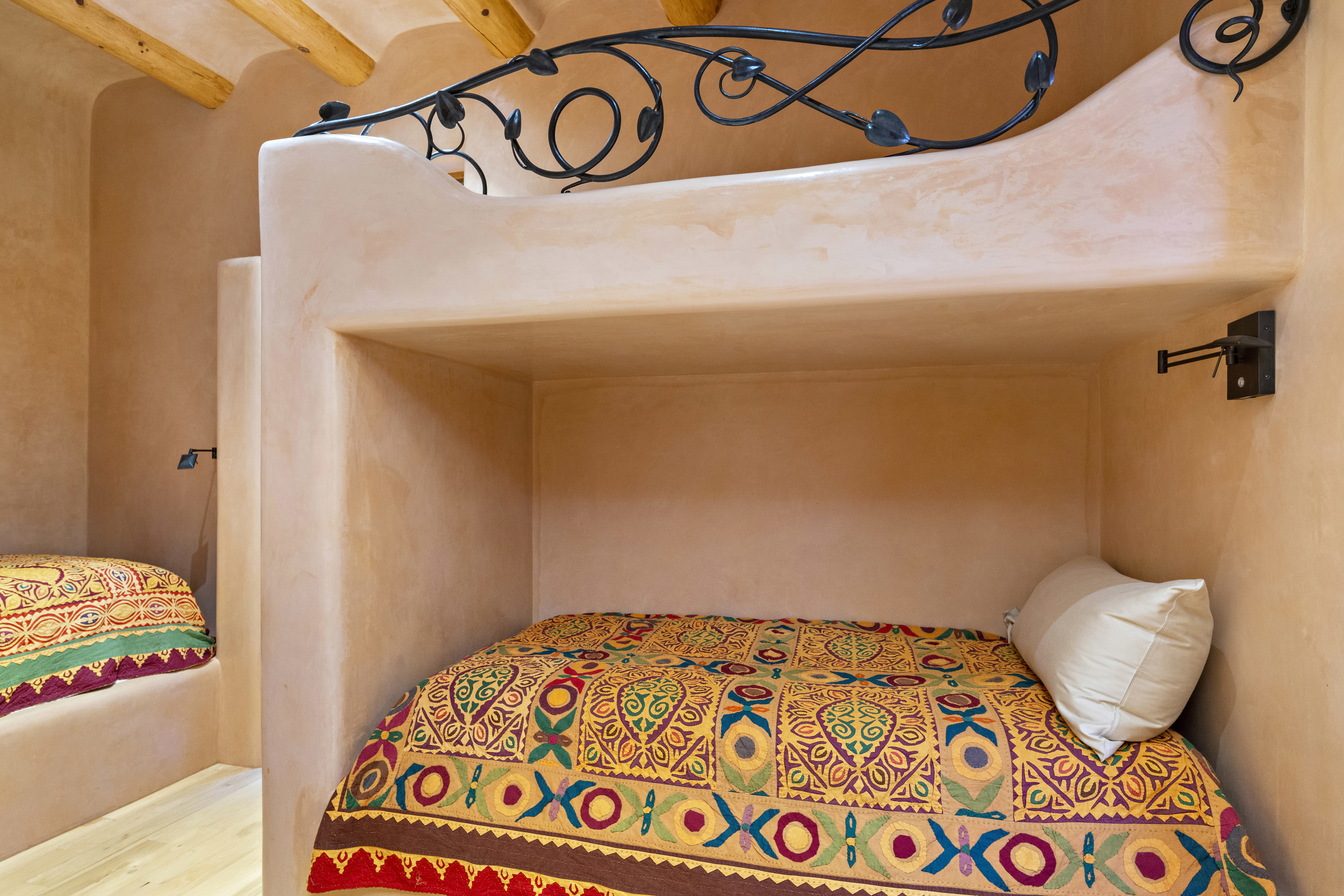 120 Circle Drive + Tract B