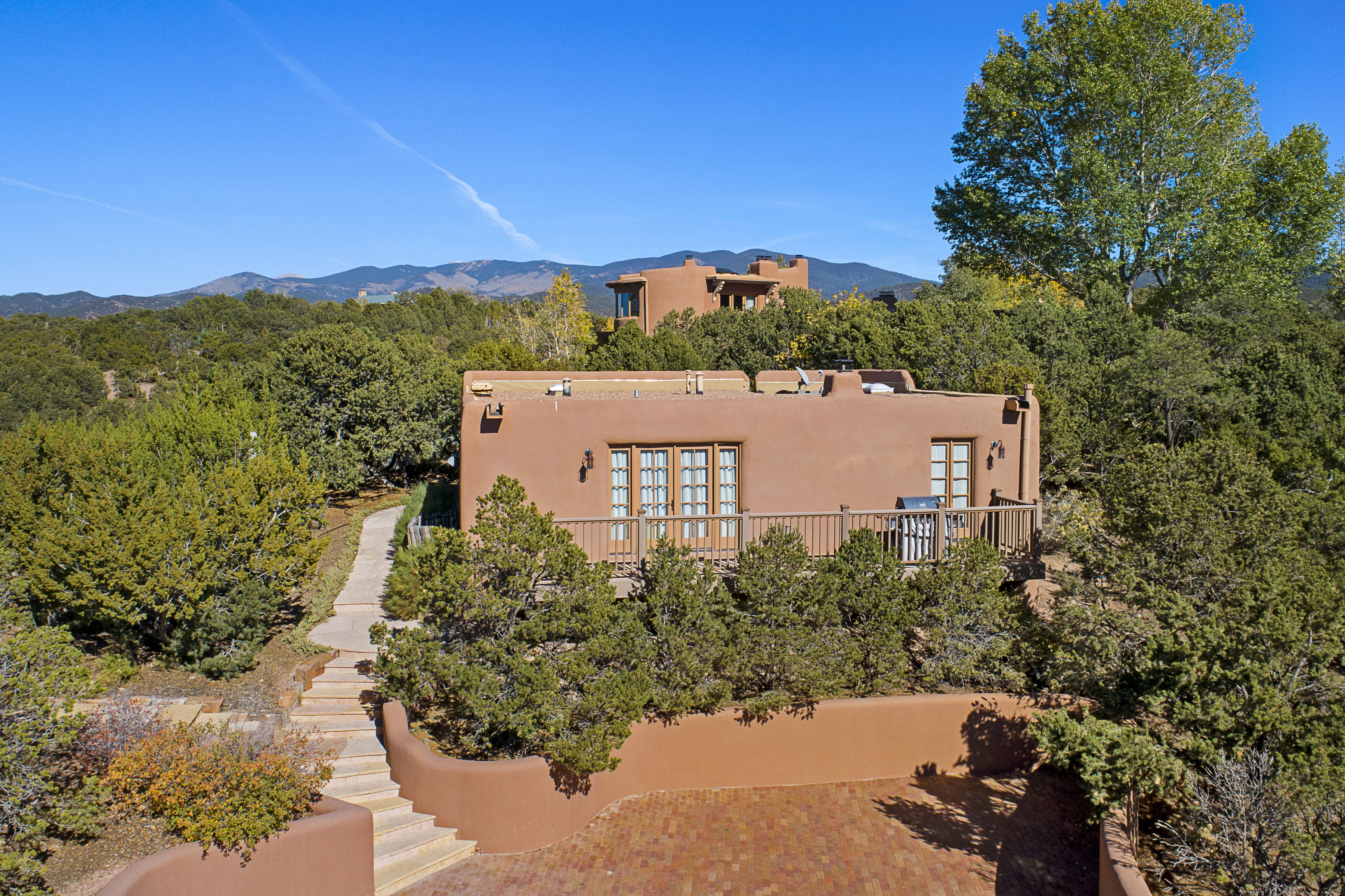 120 Circle Drive + Tract B