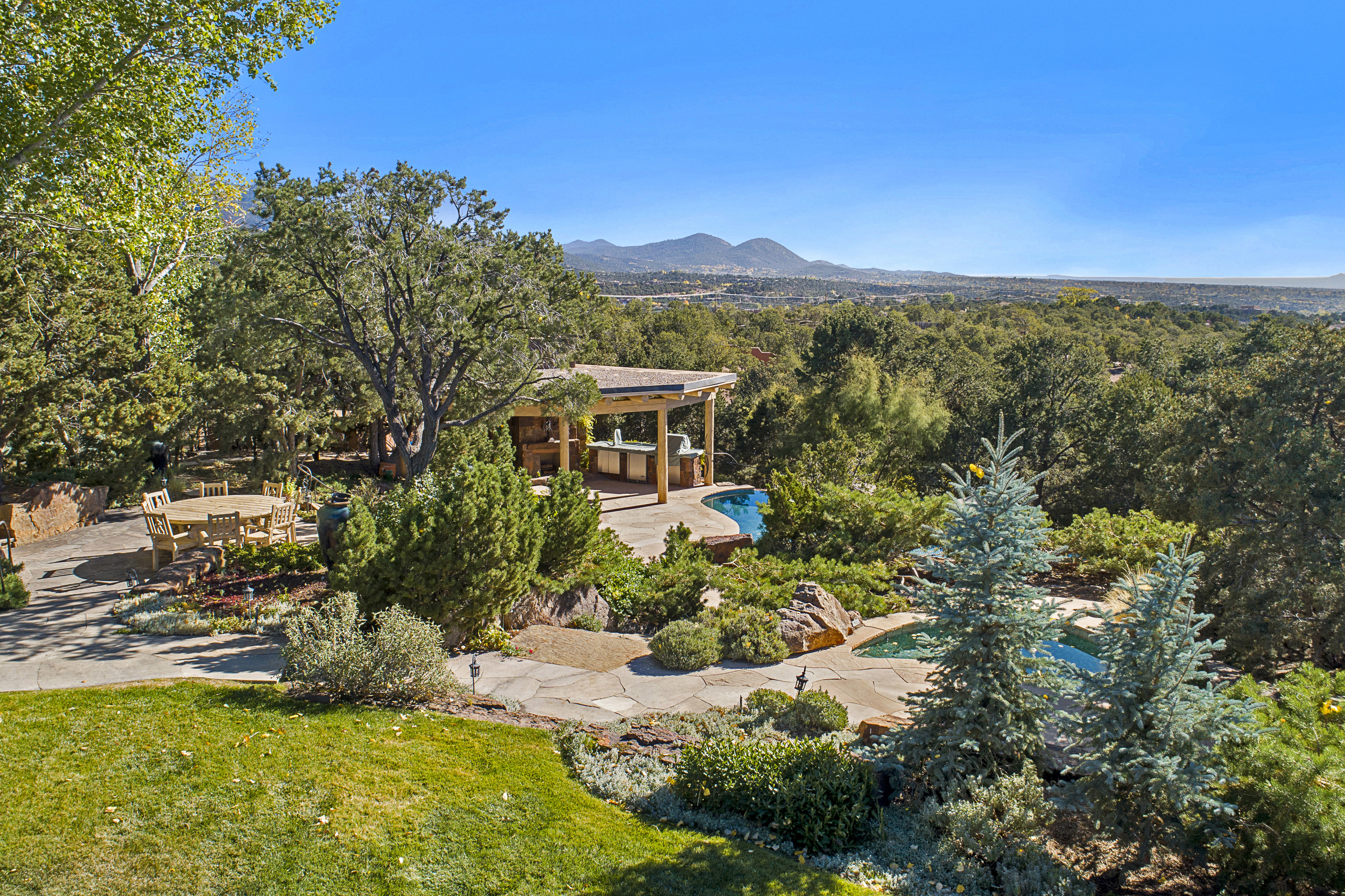 120 Circle Drive + Tract B