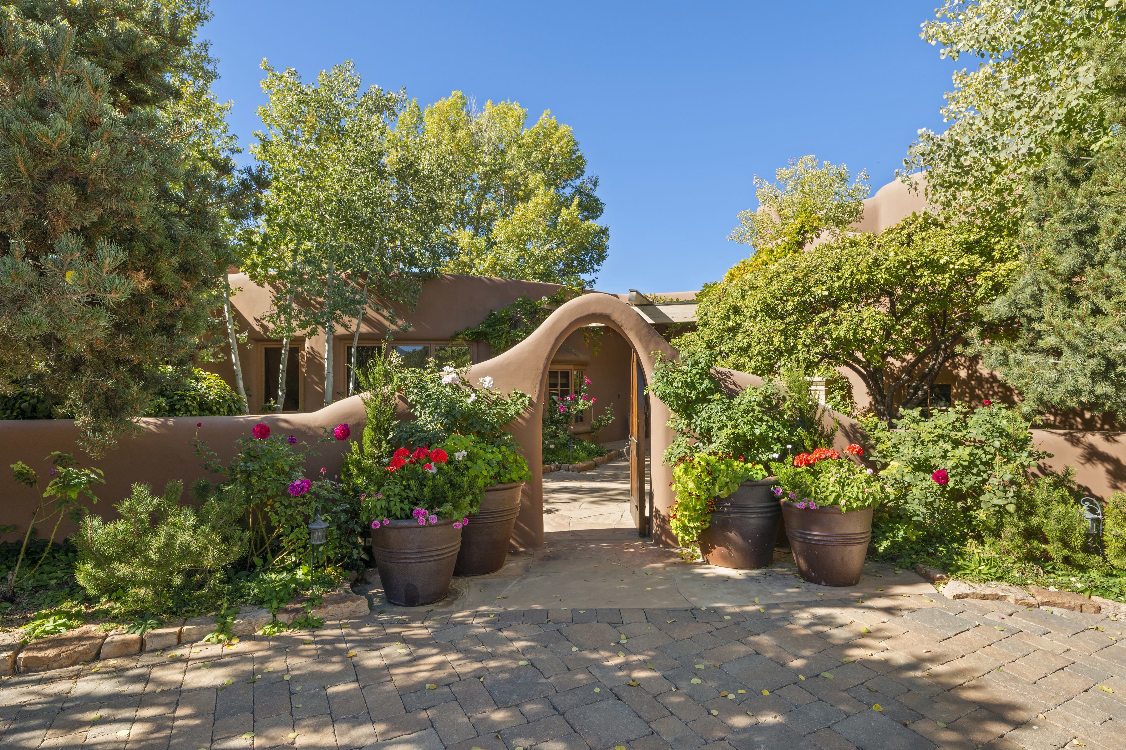 120 Circle Drive + Tract B