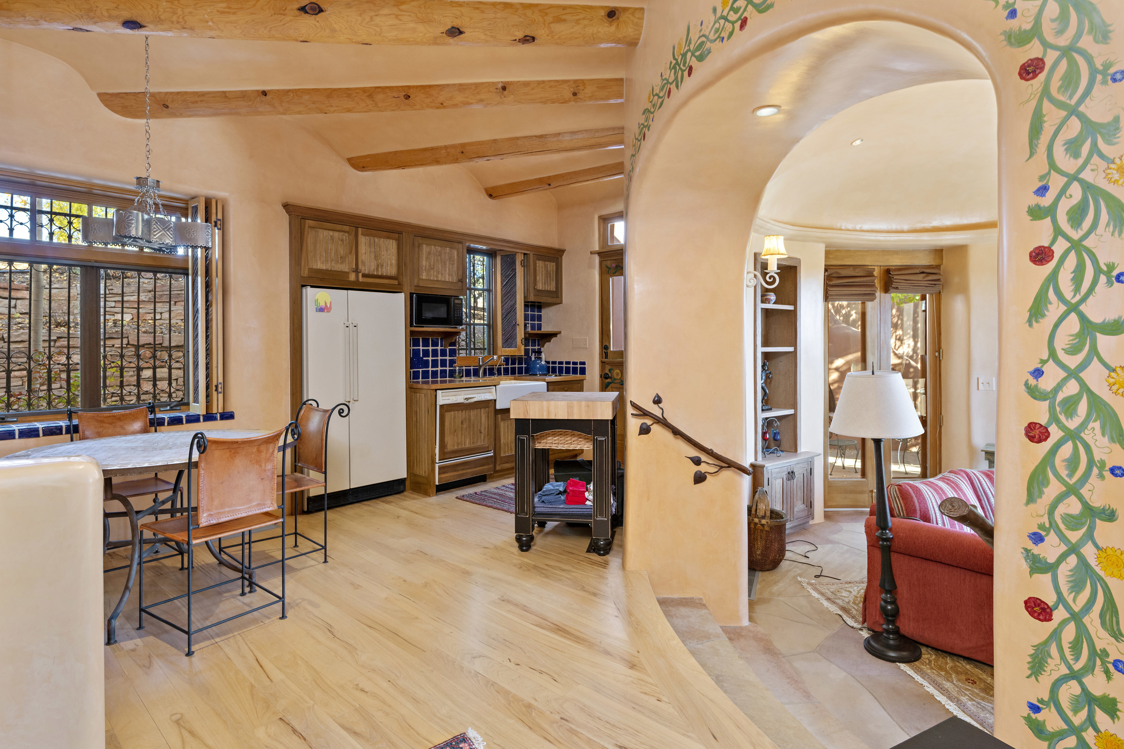 120 Circle Drive + Tract B