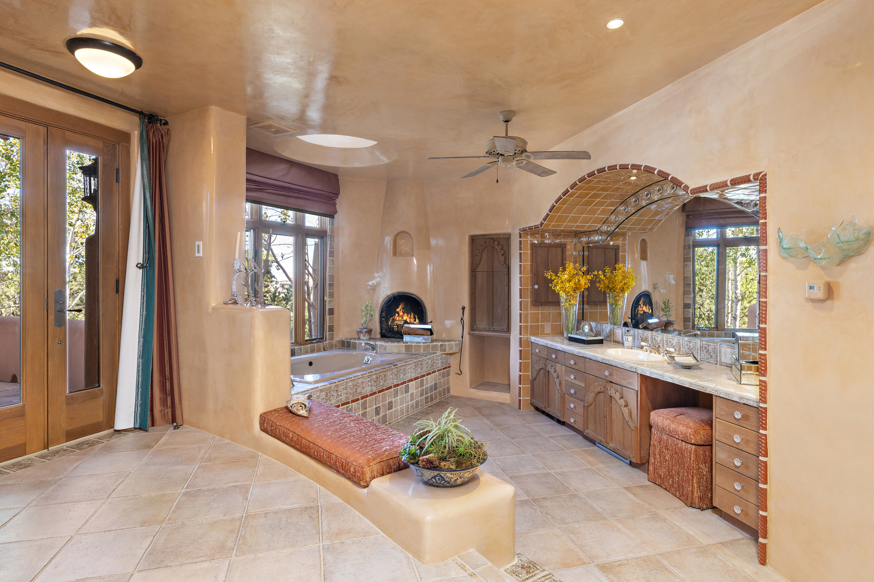 120 Circle Drive + Tract B