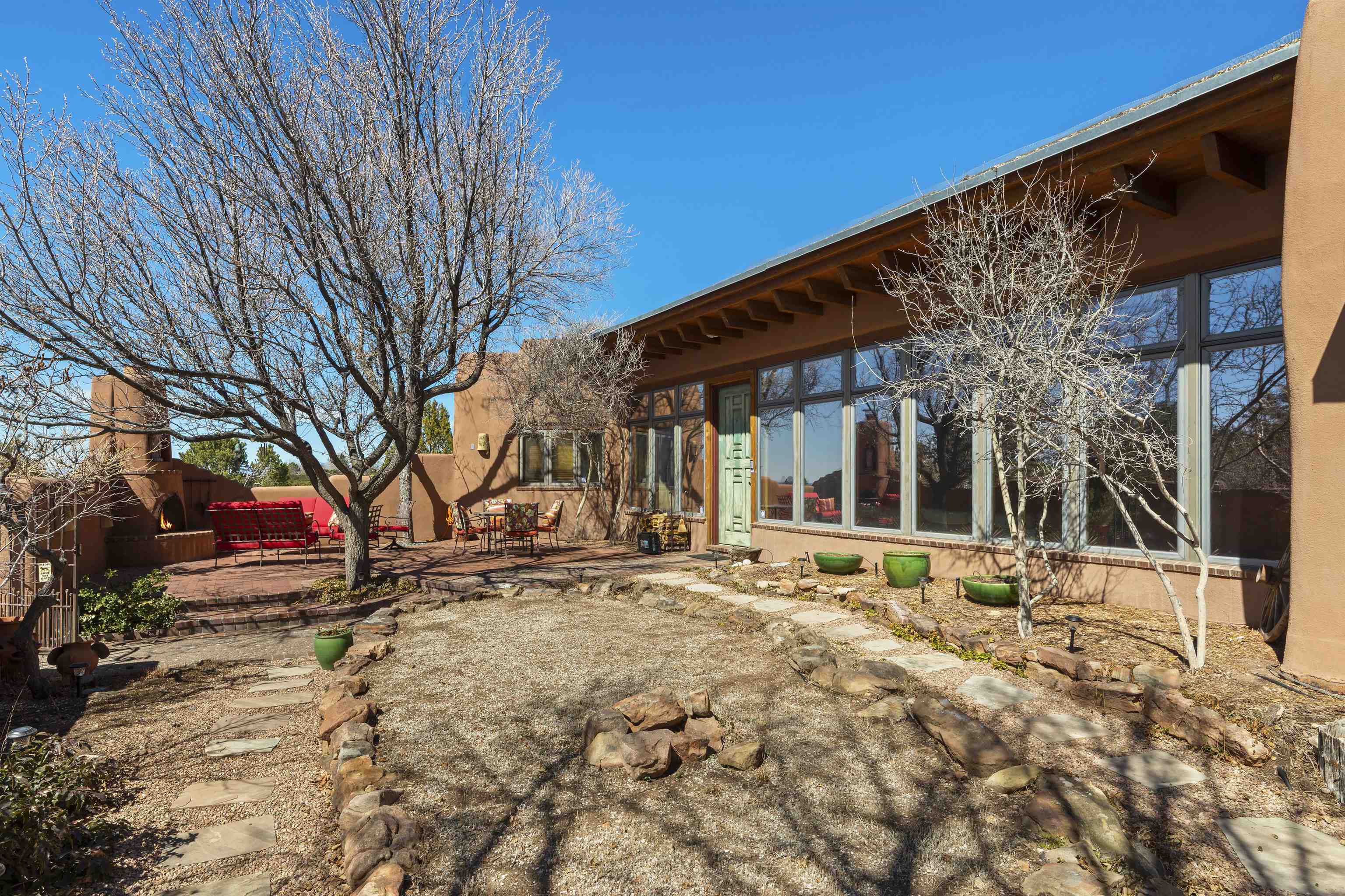 1043 Encantado Drive