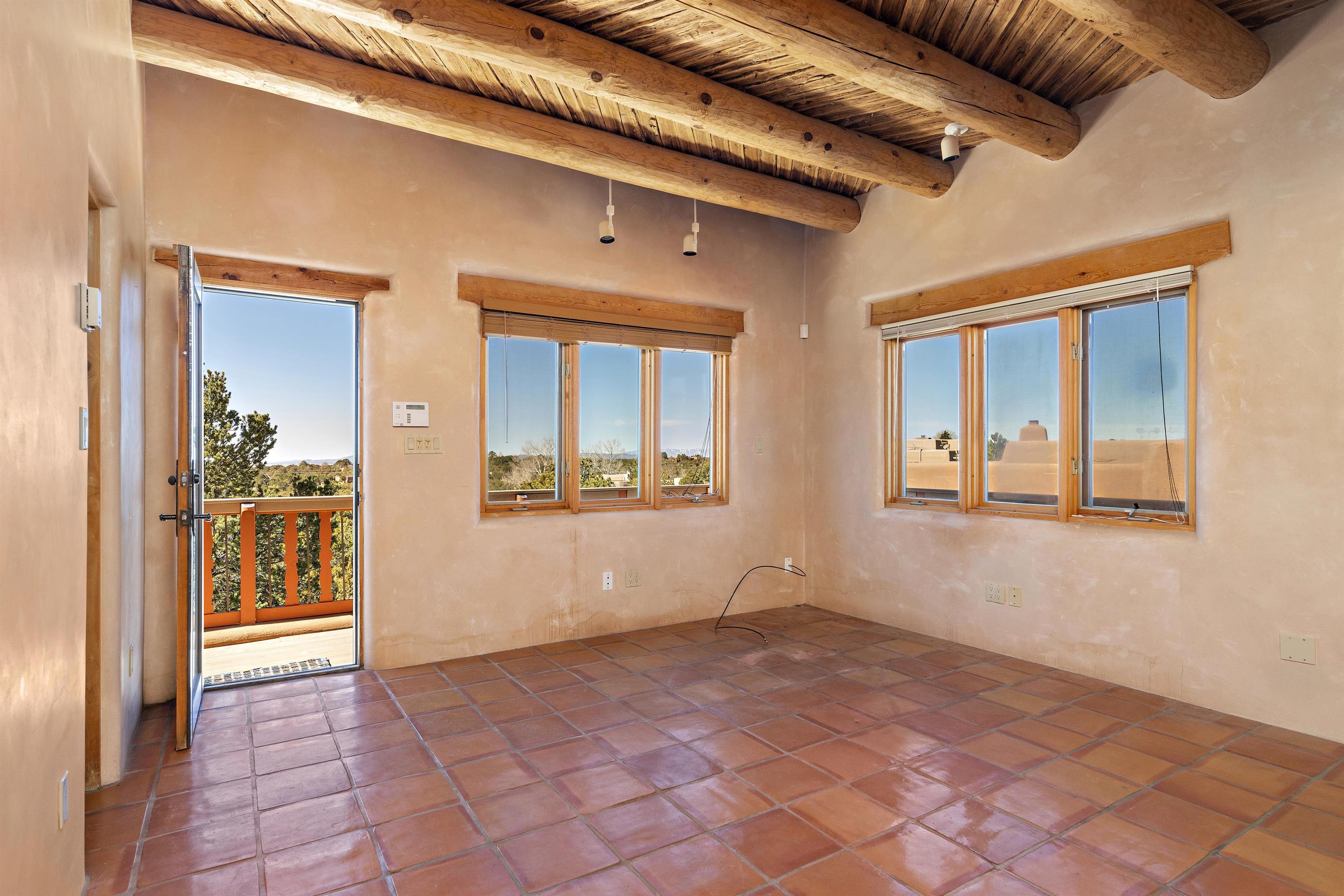 1043 Encantado Drive