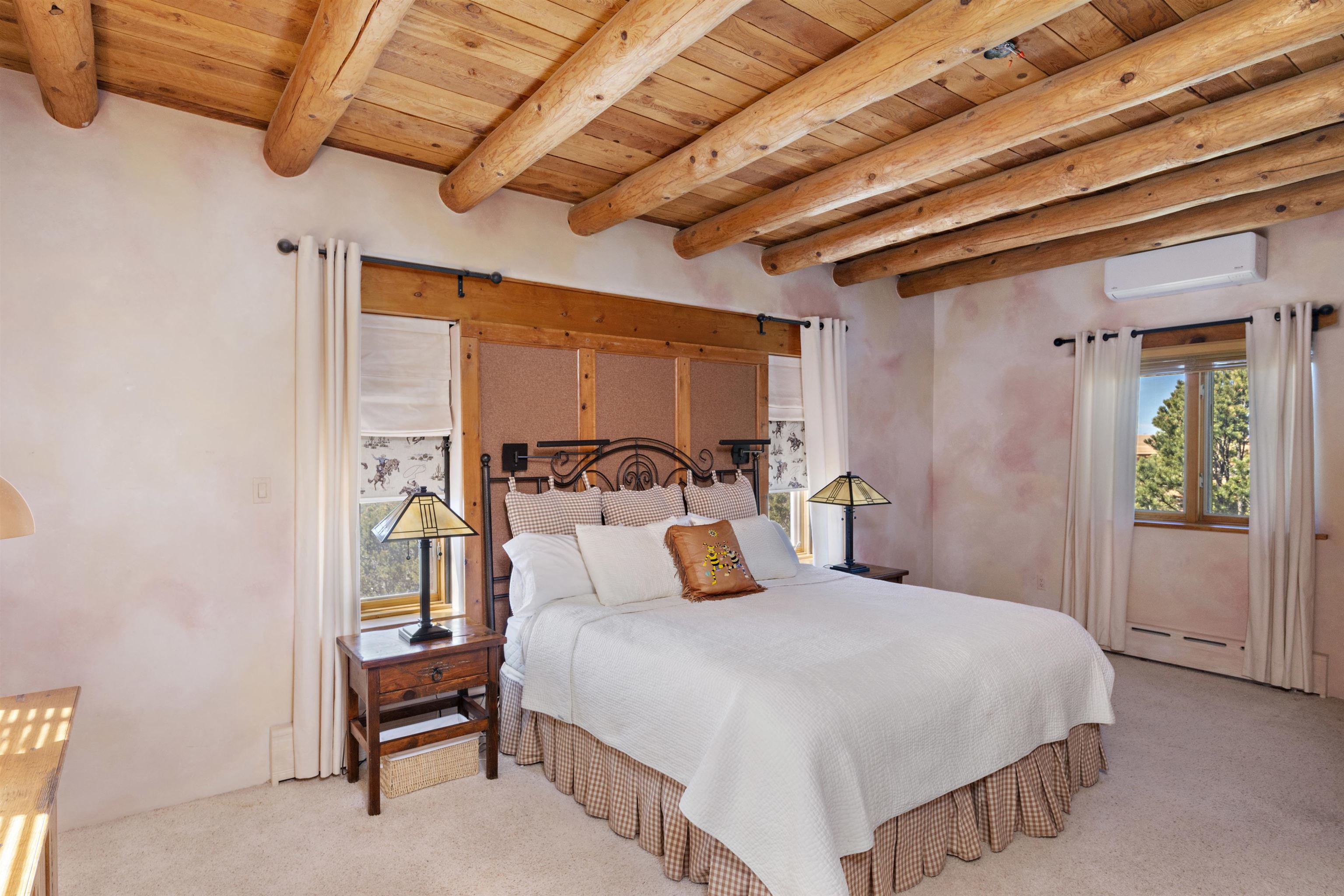 1043 Encantado Drive