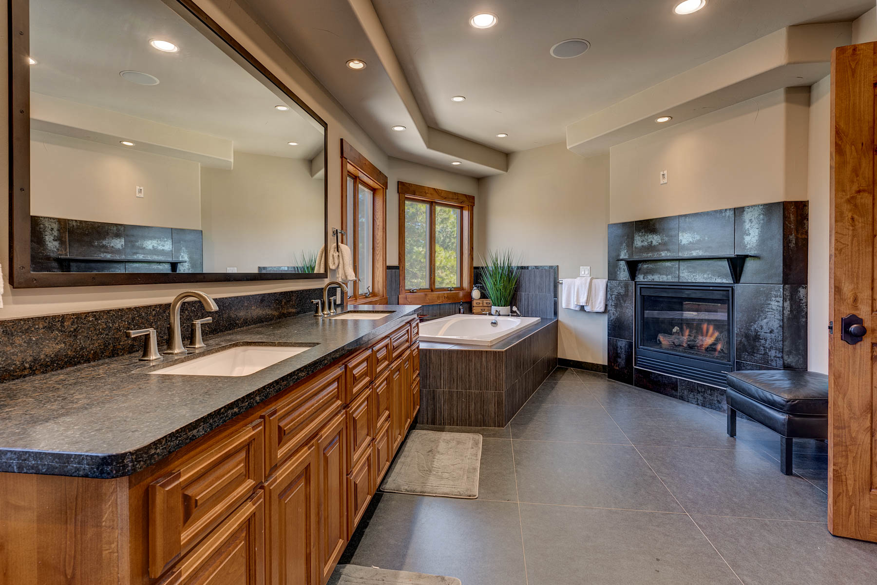 11710 Tinkers Landing