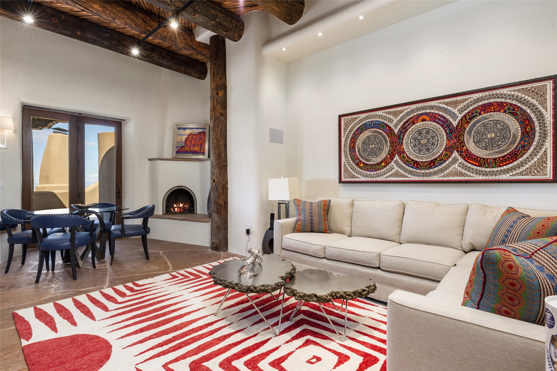 1062 Sierra Del Norte