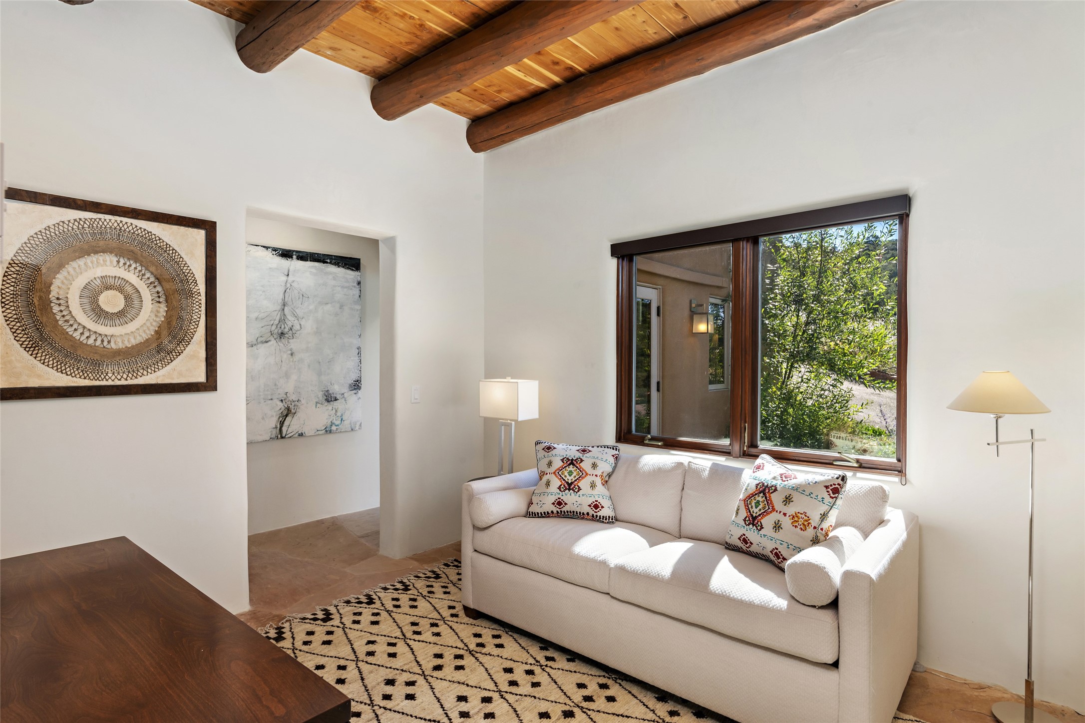 1062 Sierra Del Norte