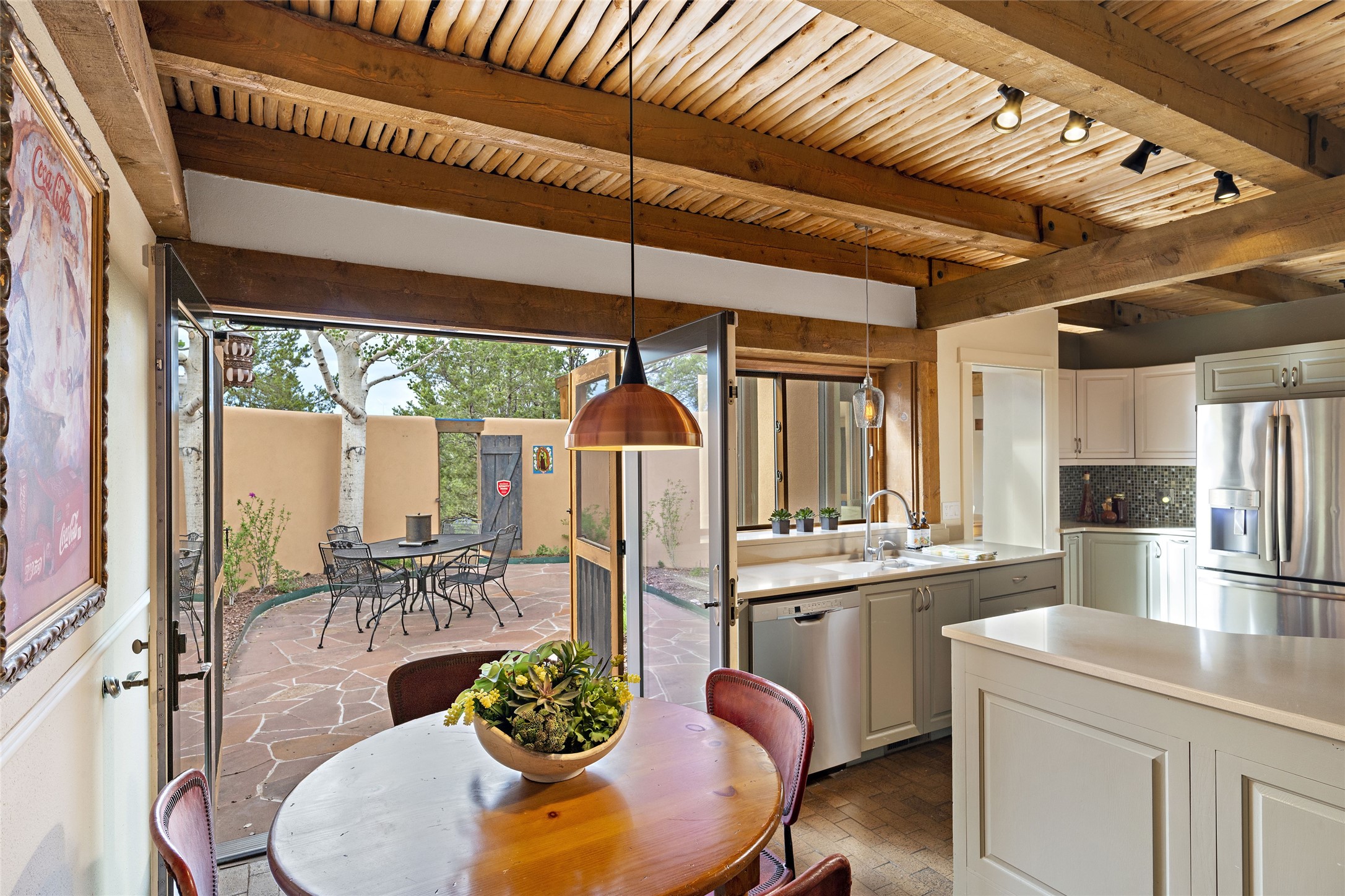 368 Calle Loma Norte