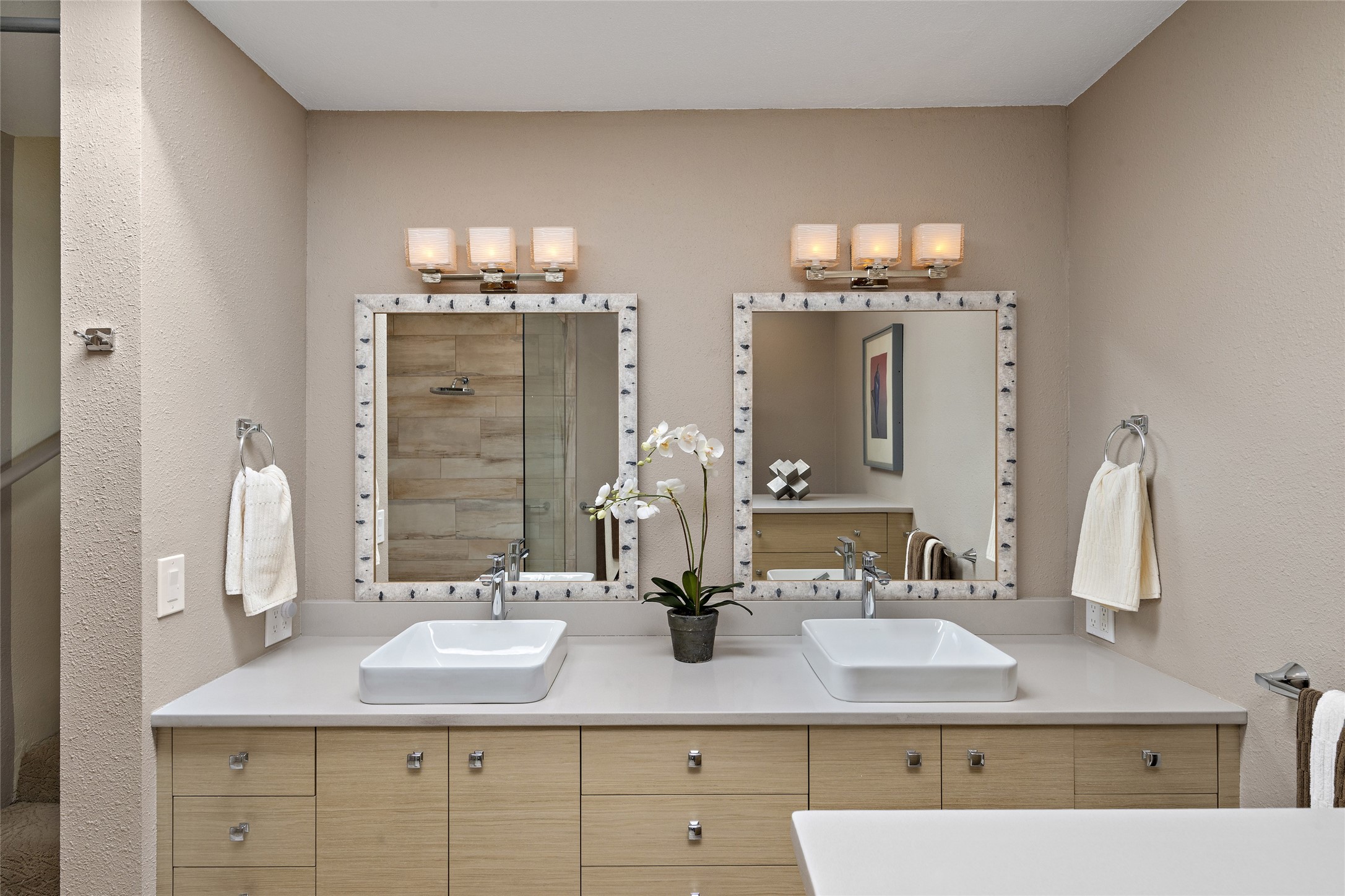 368 Calle Loma Norte