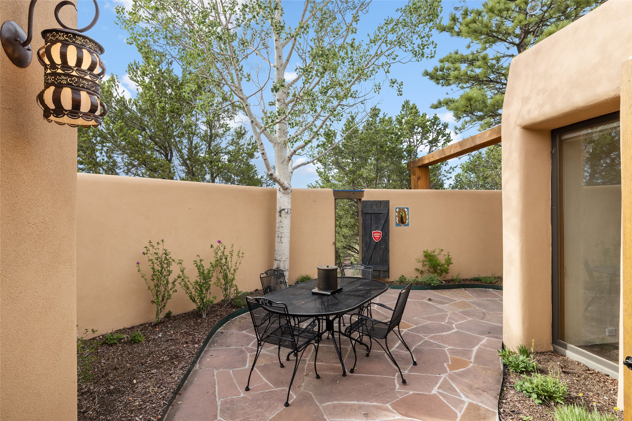 368 Calle Loma Norte