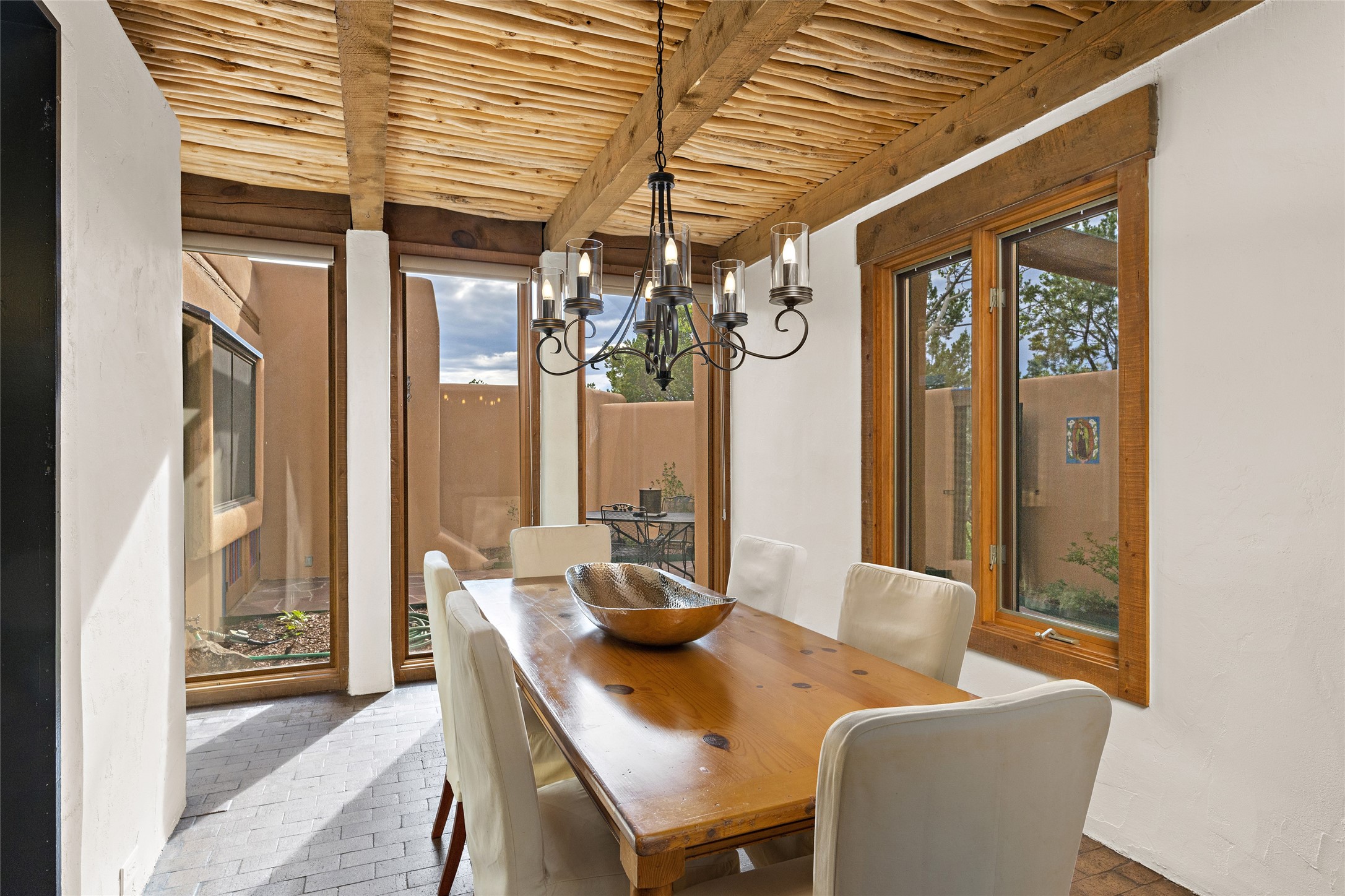 368 Calle Loma Norte