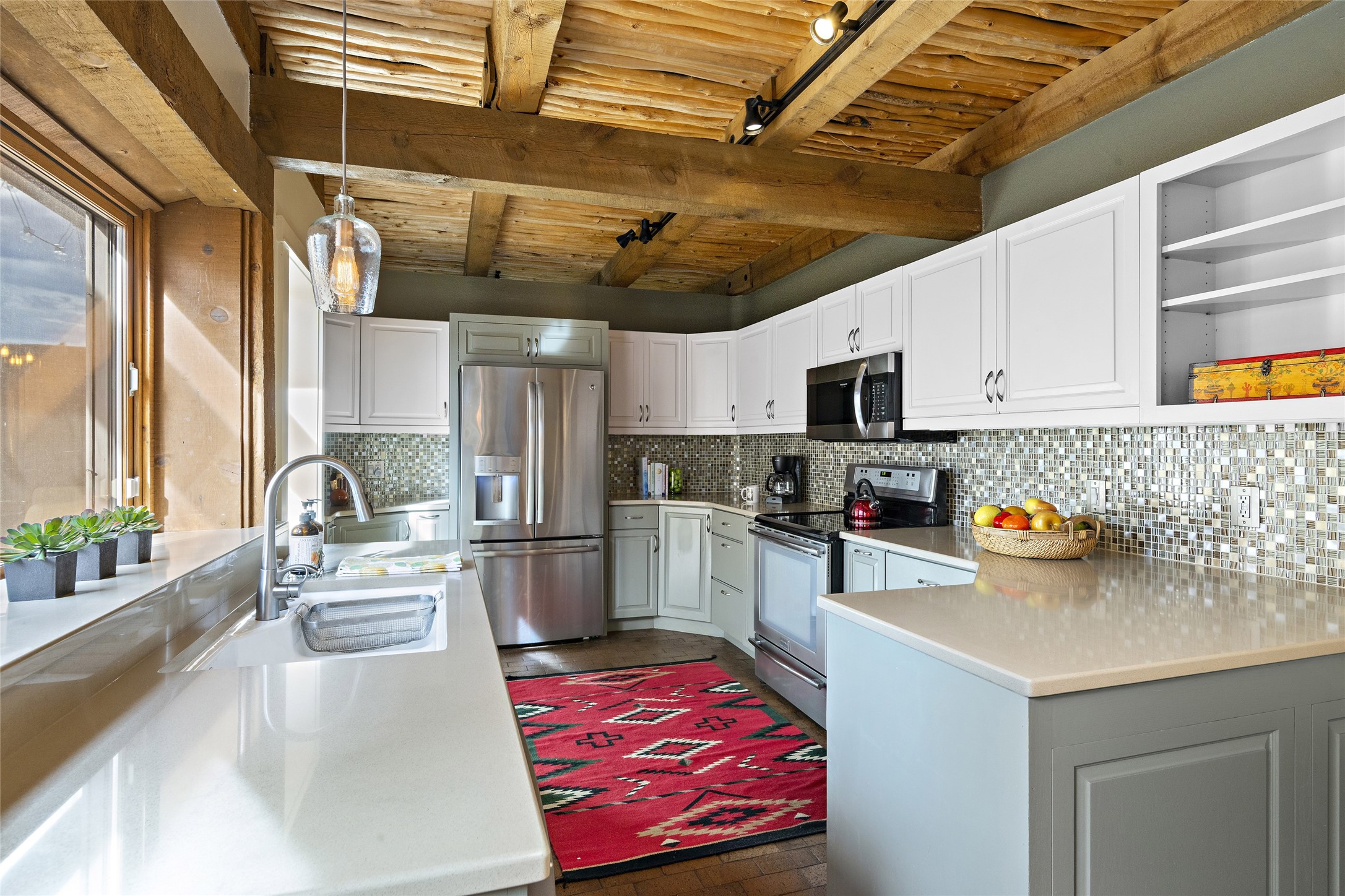 368 Calle Loma Norte