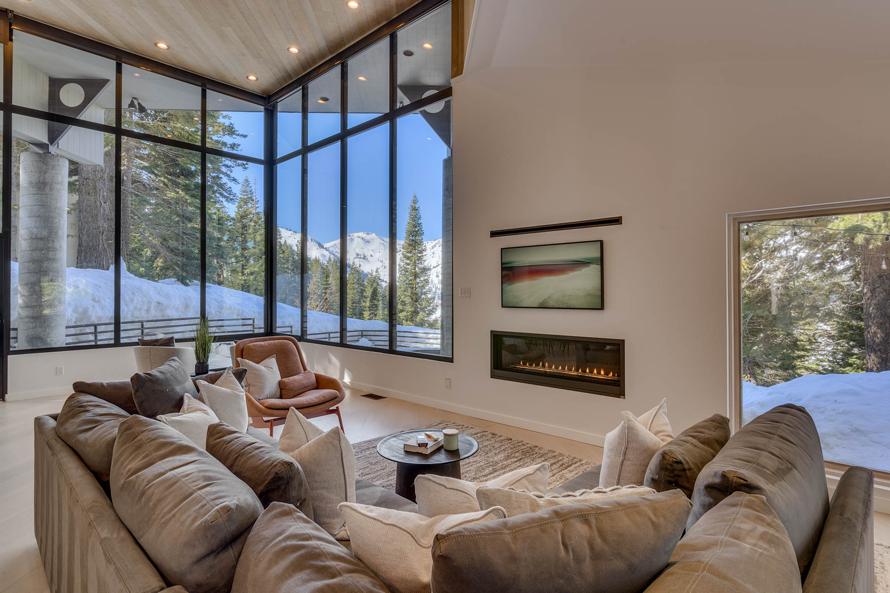 3116 Valley View Ct