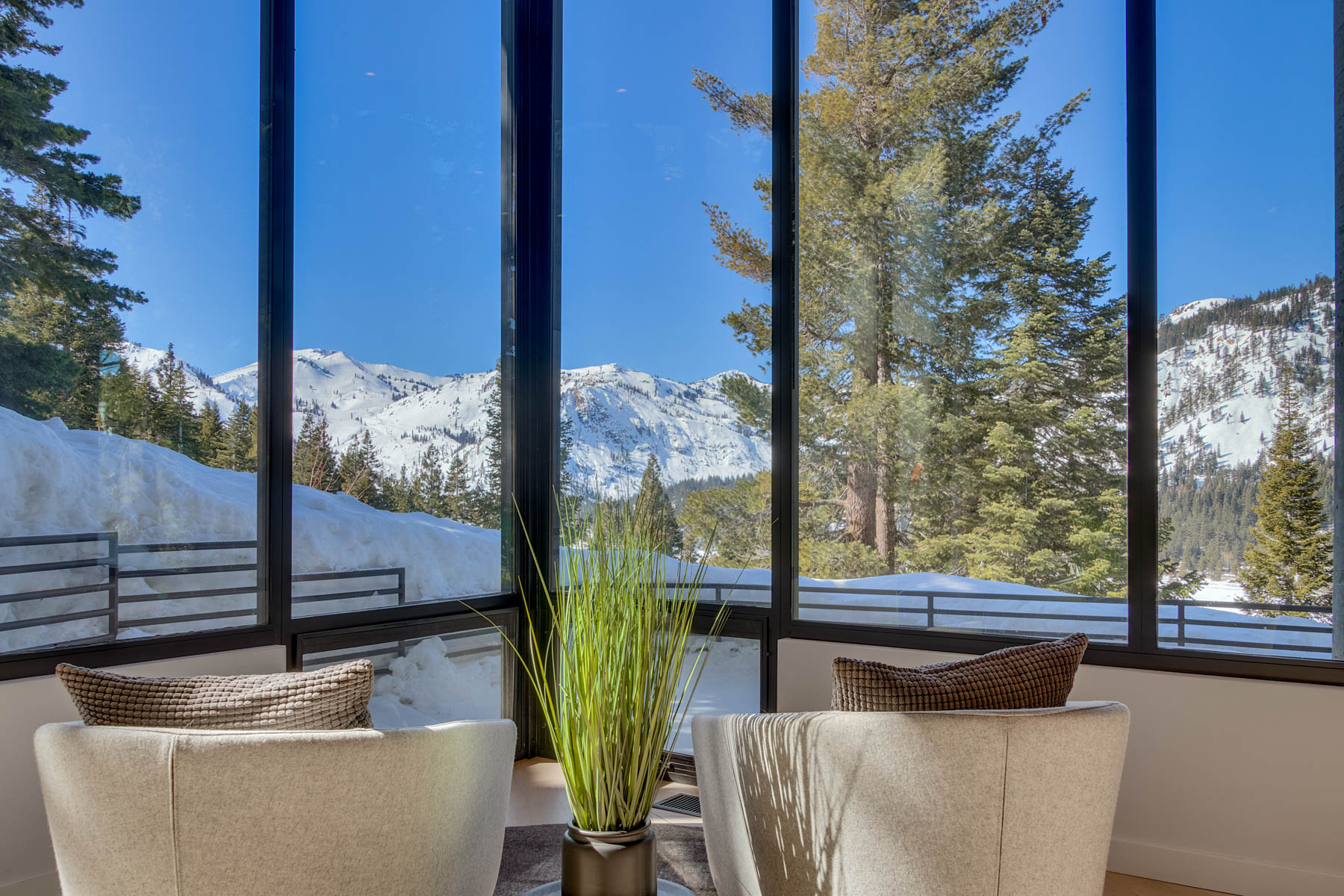 3116 Valley View Ct