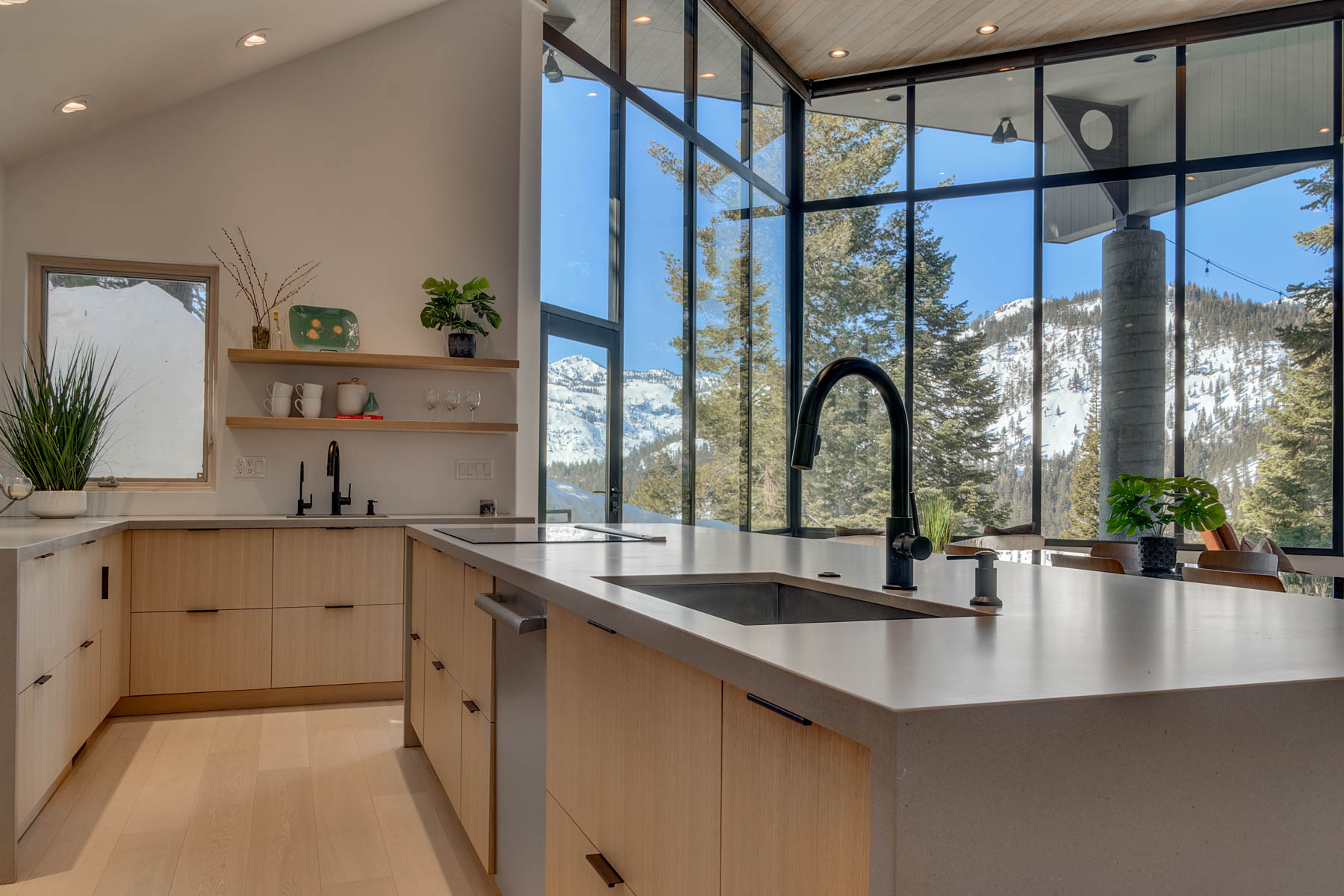 3116 Valley View Ct