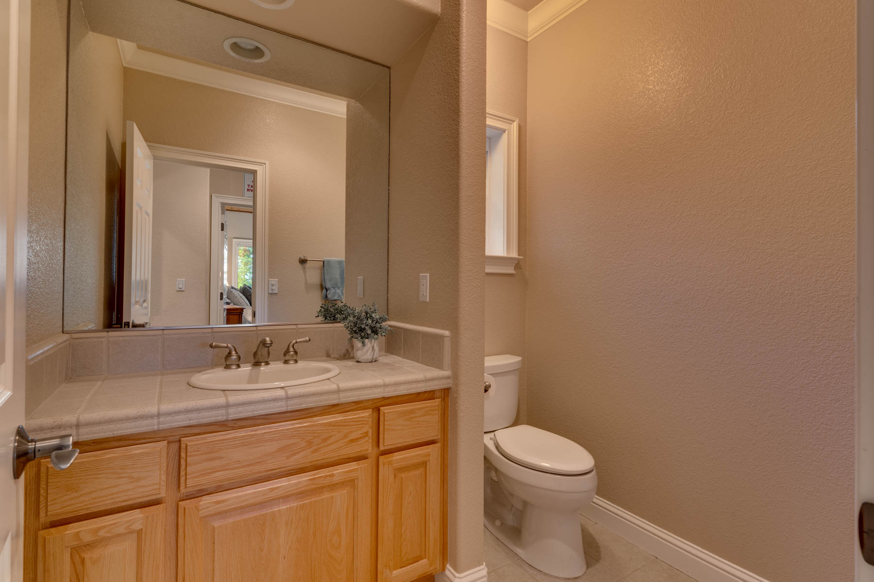 1330 Canterbury Dr. 