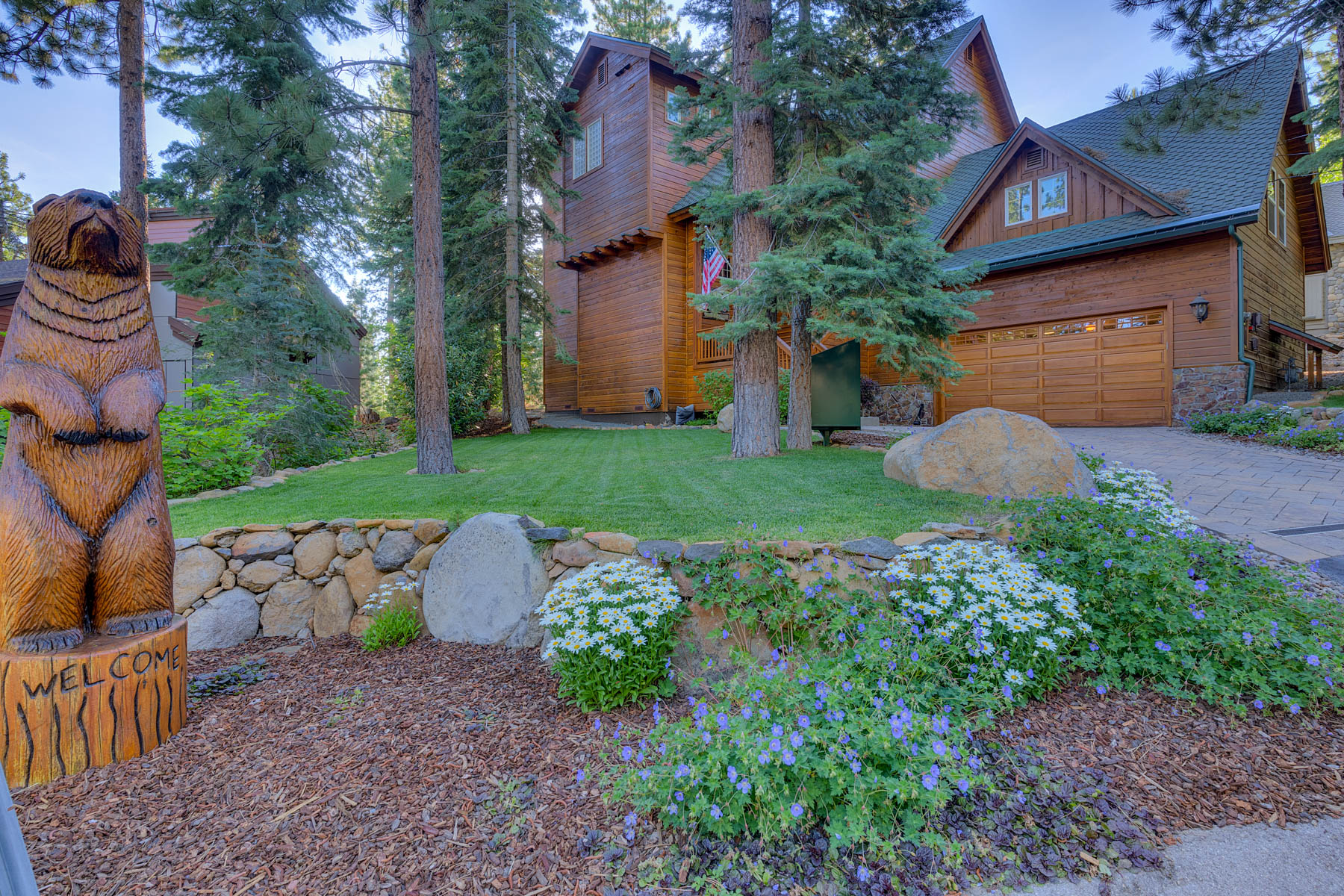 1330 Canterbury Dr. 