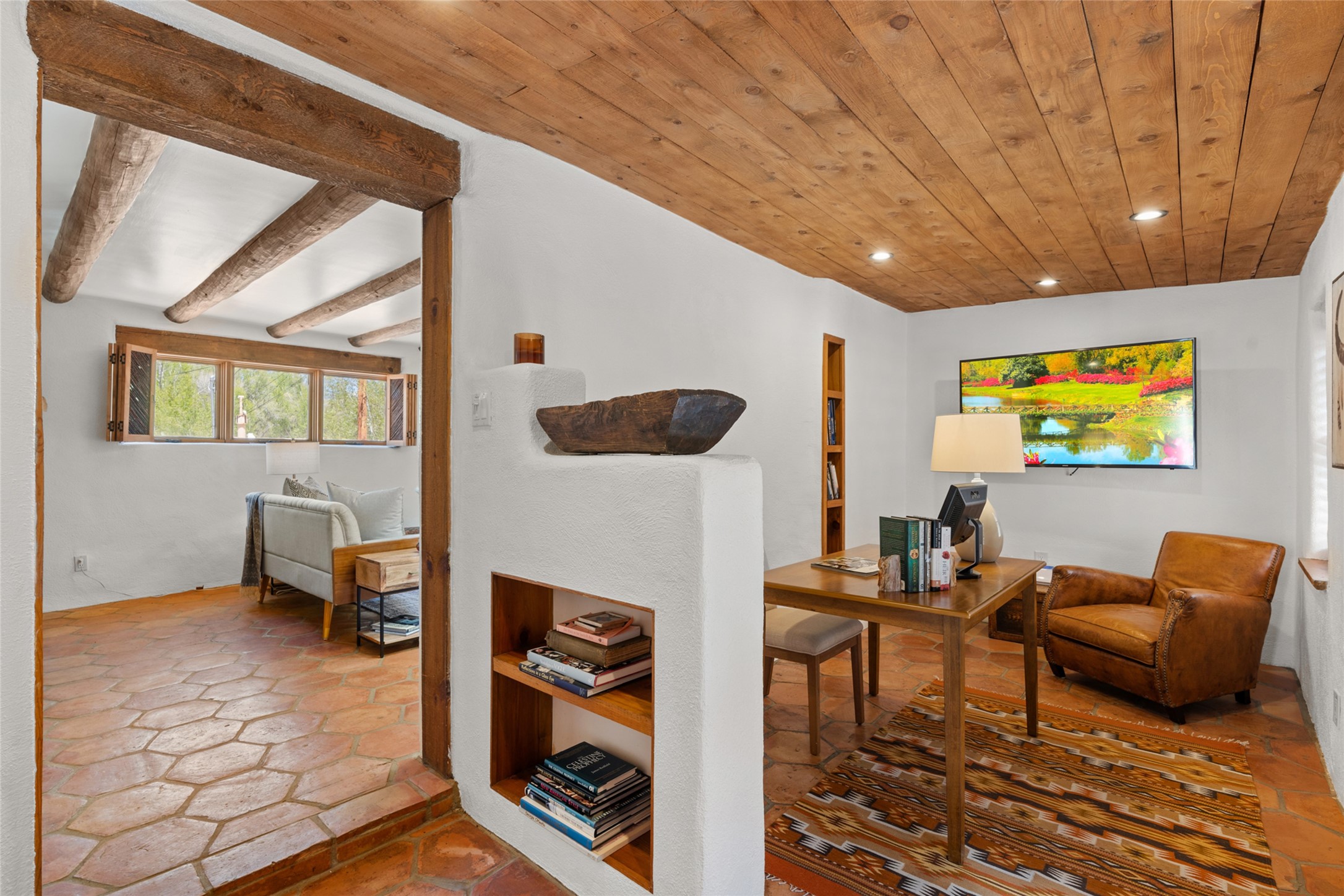 948 Canyon Road