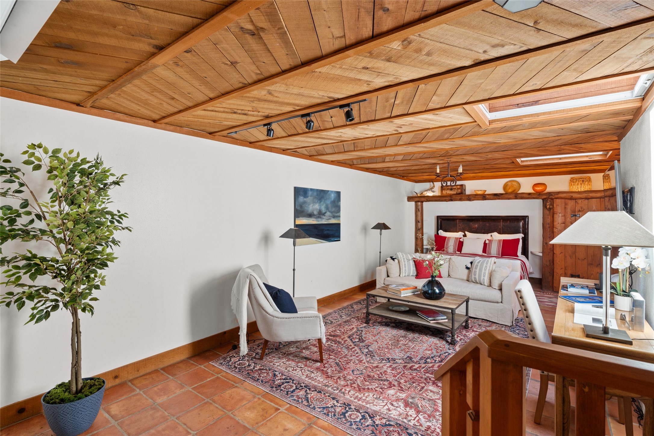 948 Canyon Road