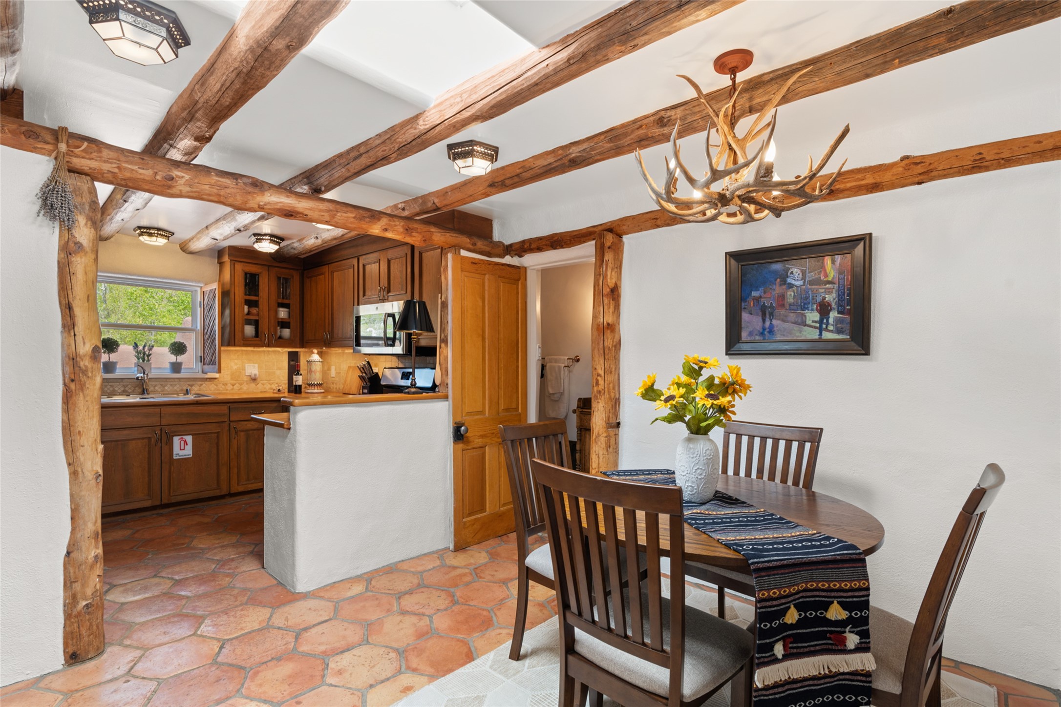 948 Canyon Road