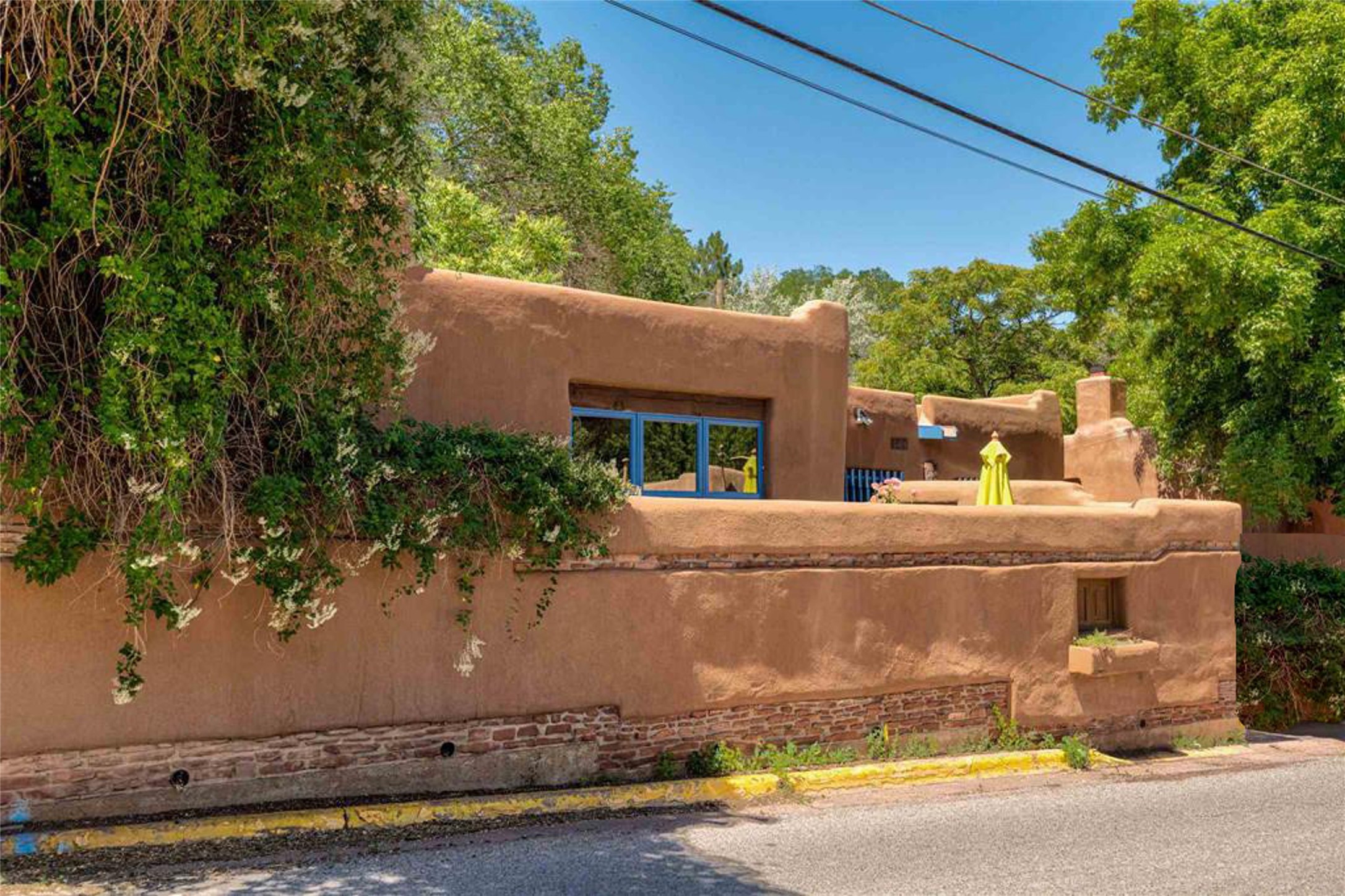 948 Canyon Road