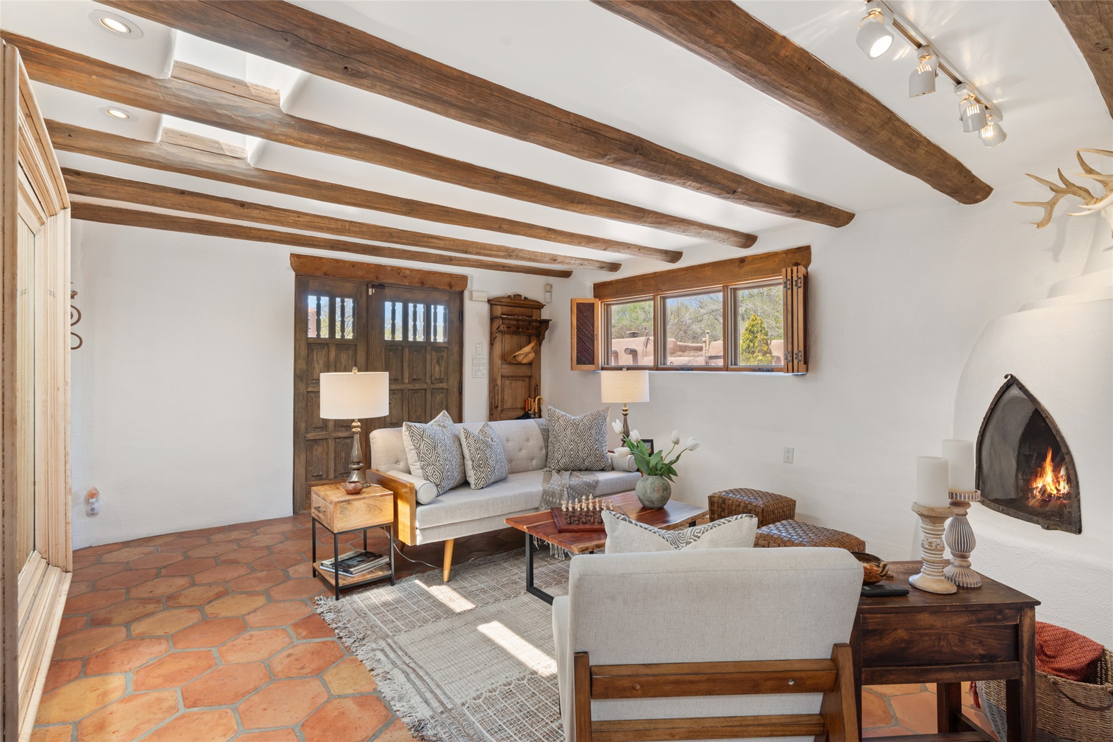 948 Canyon Road