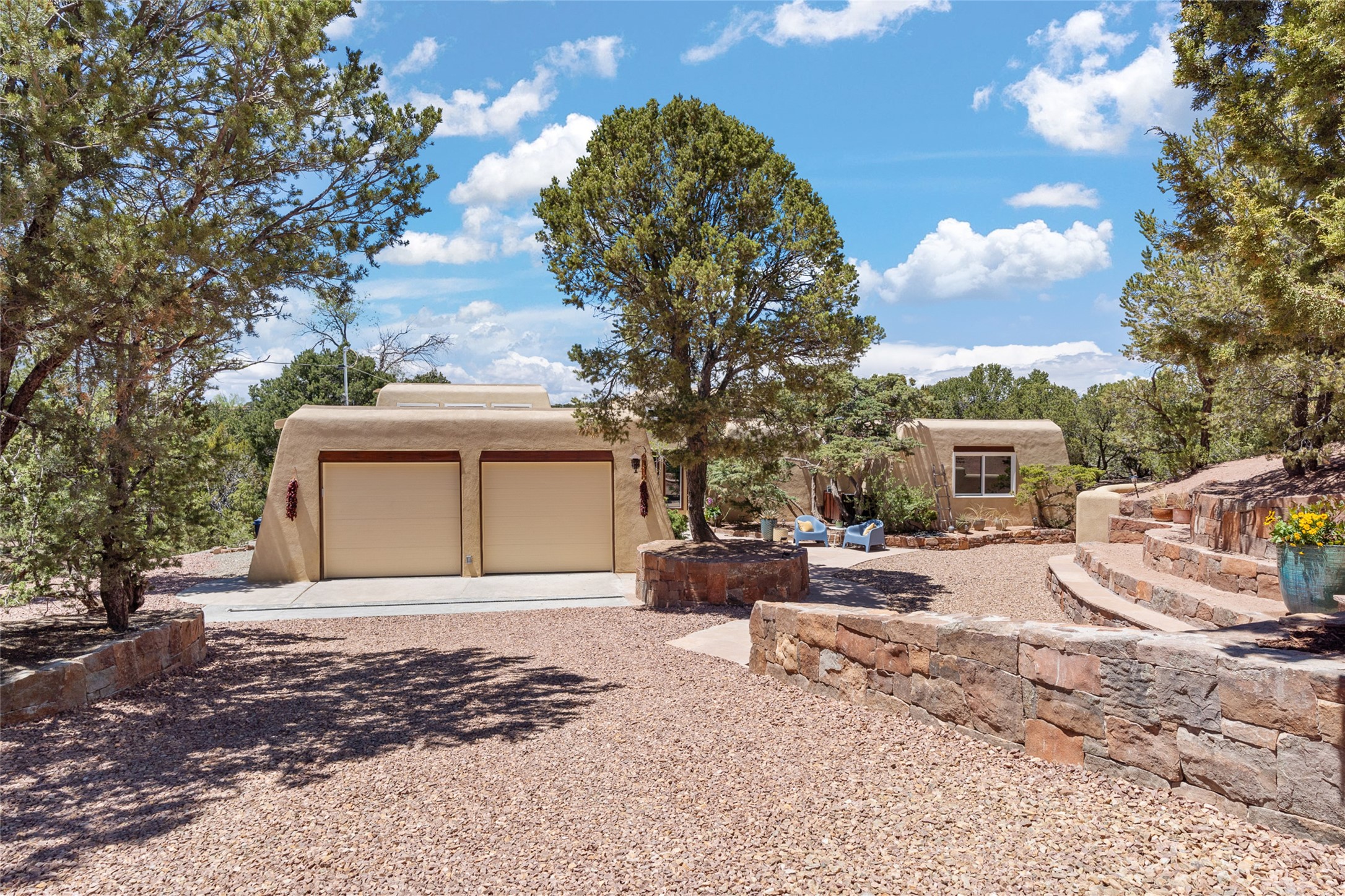 1094 Governor Dempsey Drive